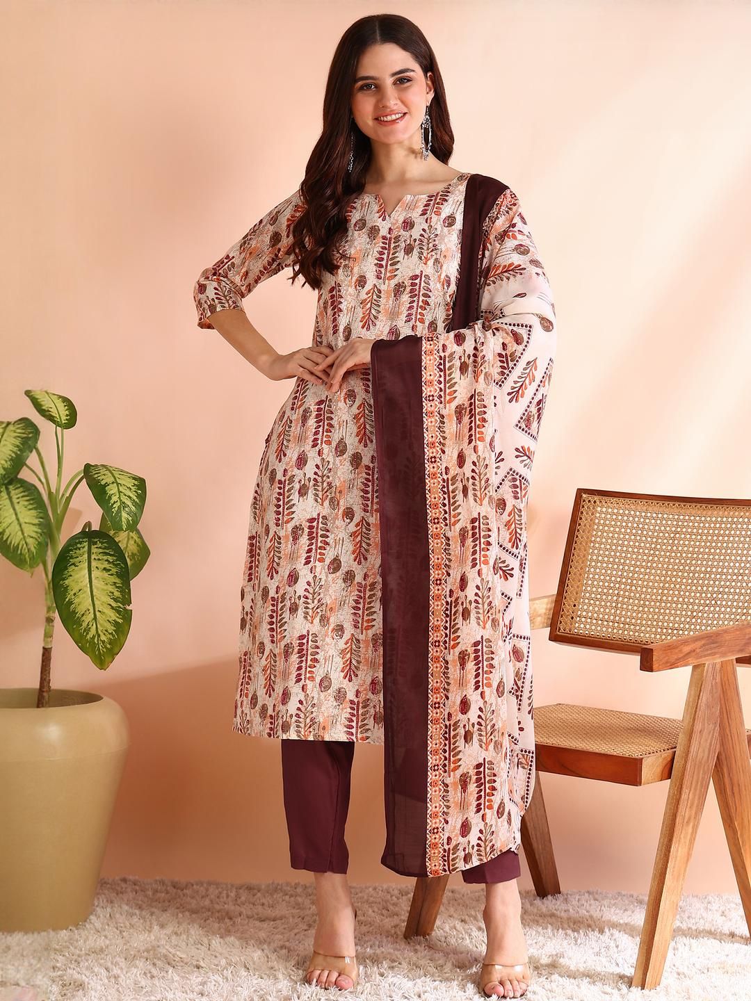 NEW ETHNIC 4 YOU Women Maroon Printed Silk Blend Kurta Sets