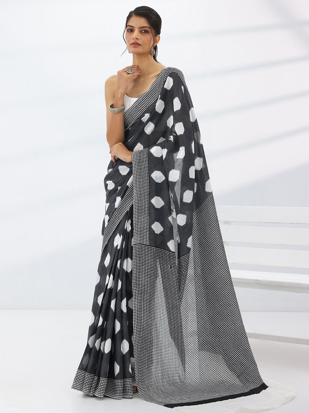 Libas Abstract Printed Saree-picture-22