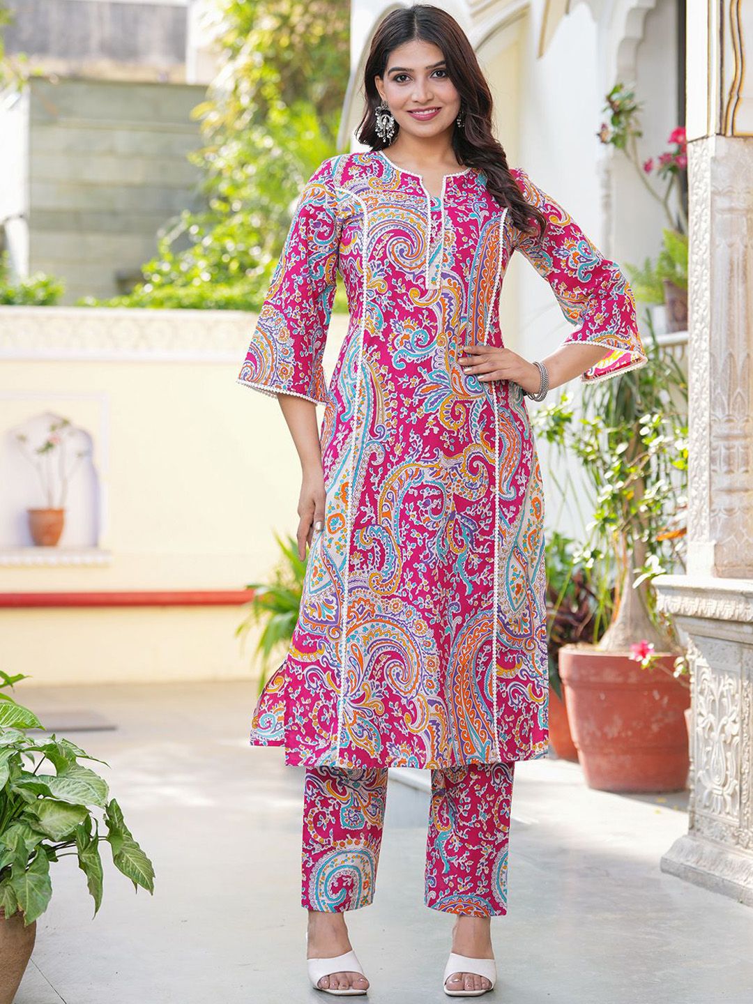 Pistaa Paisley Printed Notch Neck Pure Cotton A-Line Straight Kurta With Trousers