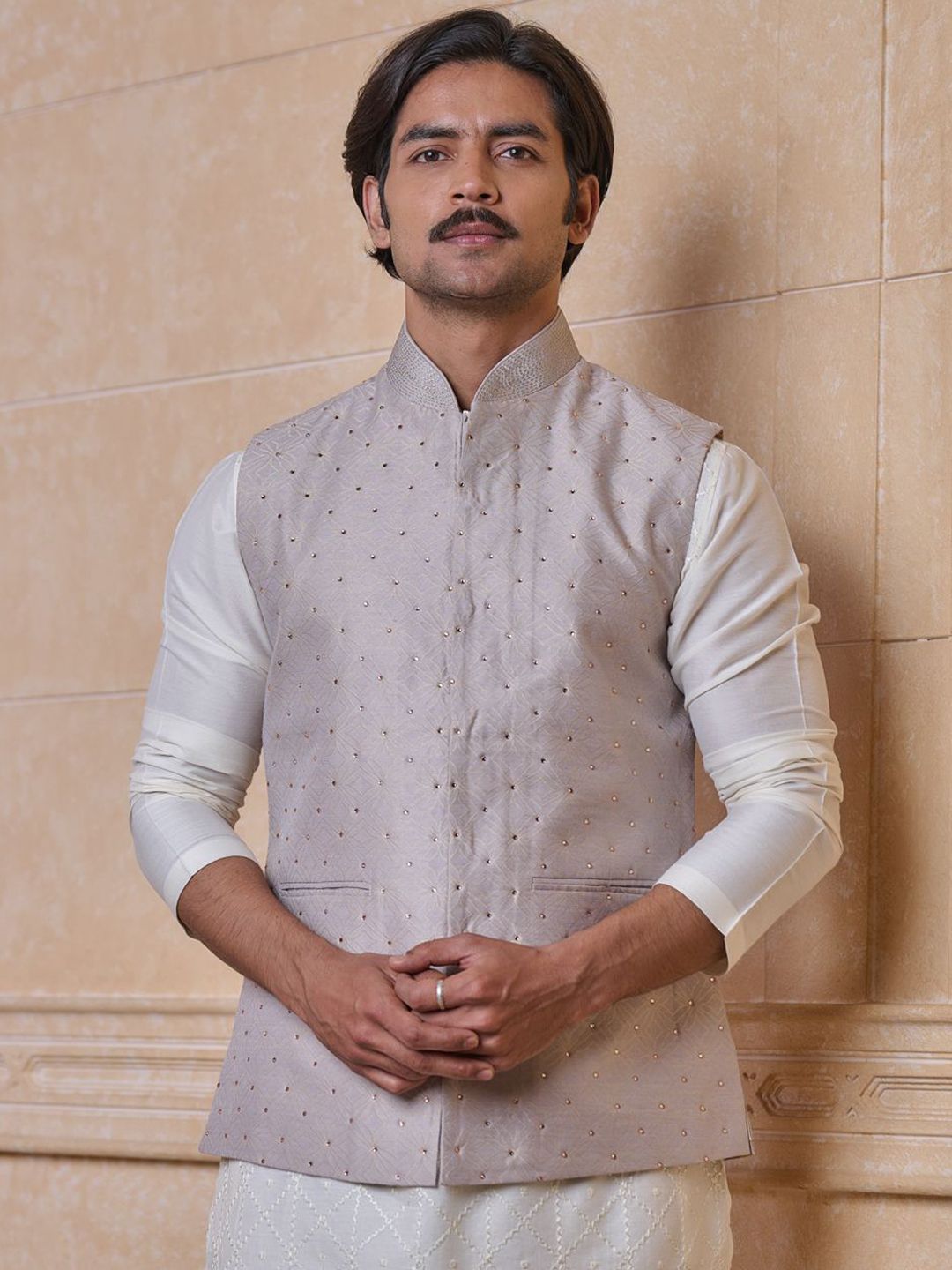 Tasva Woven Design Embellished Single Bundi Nehru Jacket-image-13