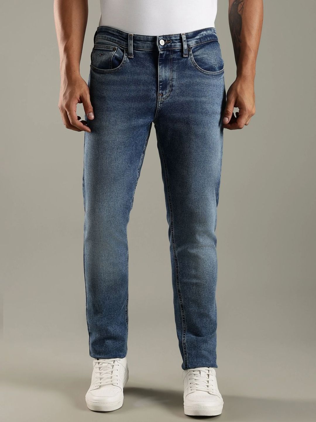 Tommy Hilfiger Europe Men Slim Fit Mid-Rise Heavy Fade Jeans-picture-10