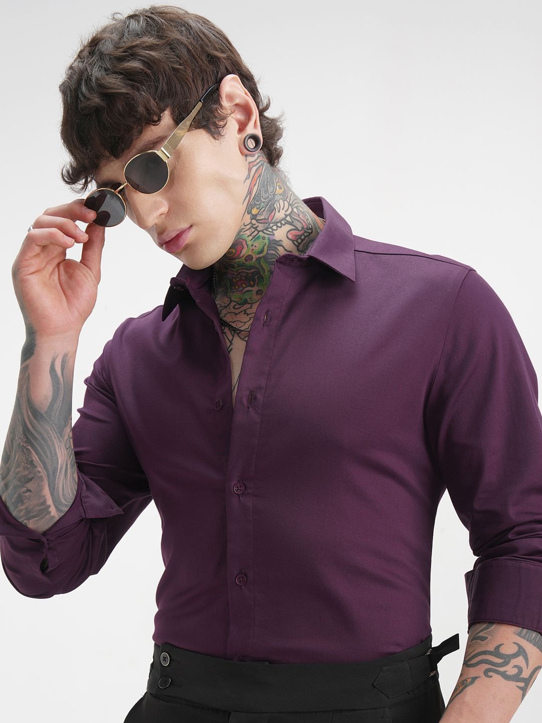 HIGHLANDER Men Slim Fit Solid Spread Collar Formal Shirt-picture-36