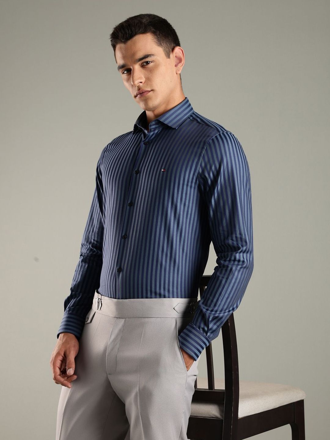 Tommy Hilfiger Men Slim Fit Vertical Striped Spread Collar Formal Shirt-picture-30