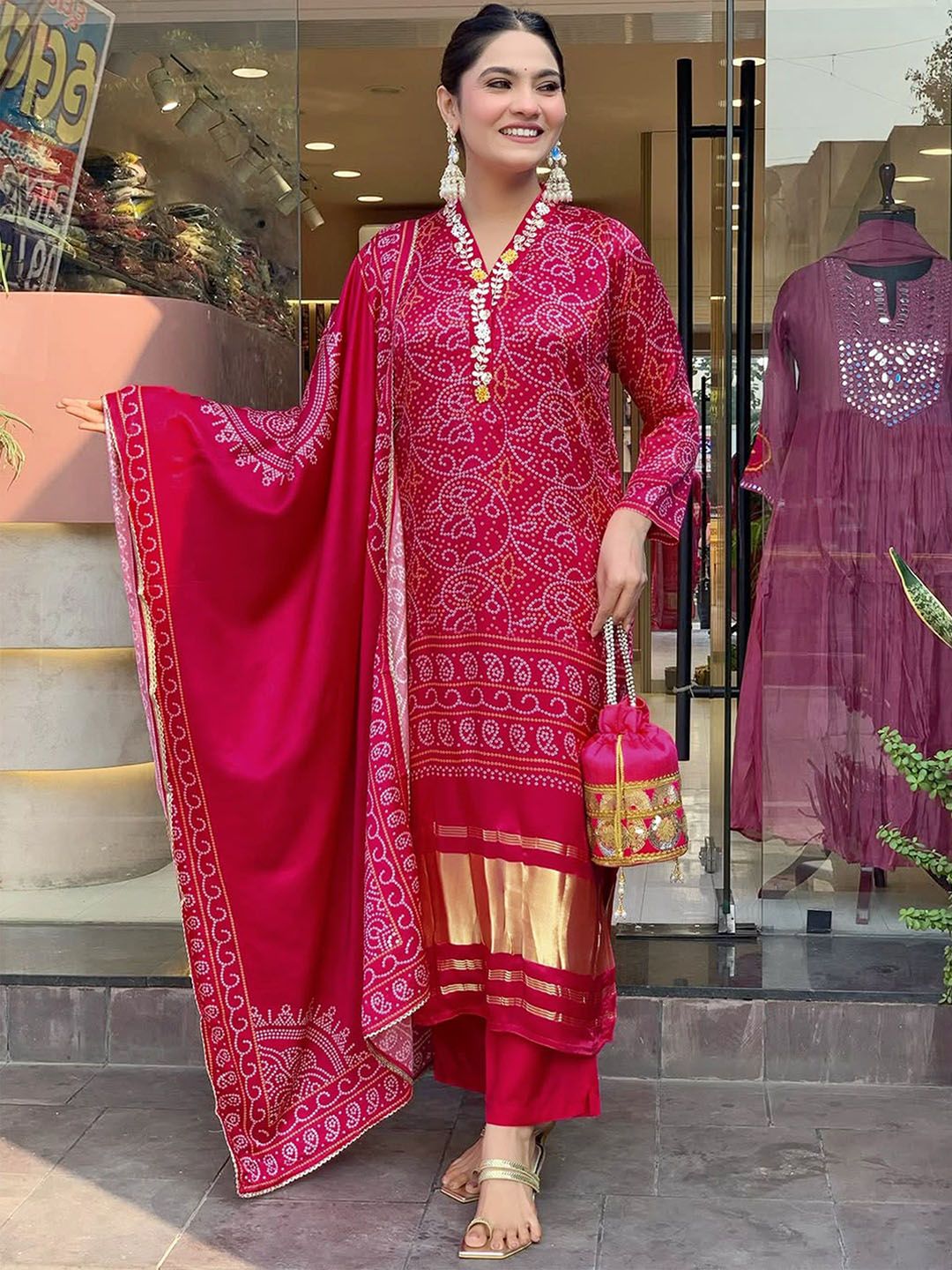 VKOM'S Women Bandhani Printed Regular Kurta with Trousers & Dupatta