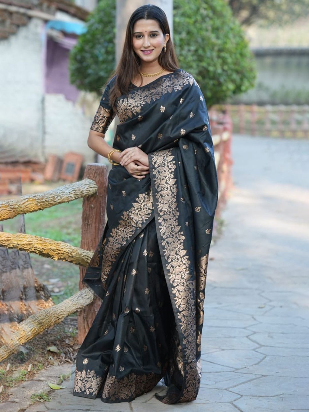 all about you Woven Design Zari Pure Silk Kanjeevaram Saree-picture-21