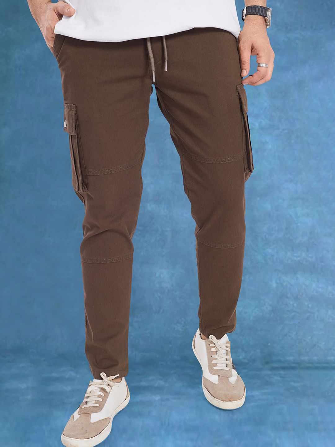THE BEETEL HOUSE Men Relaxed Straight Leg Easy Wash Cargos Trousers-picture-32