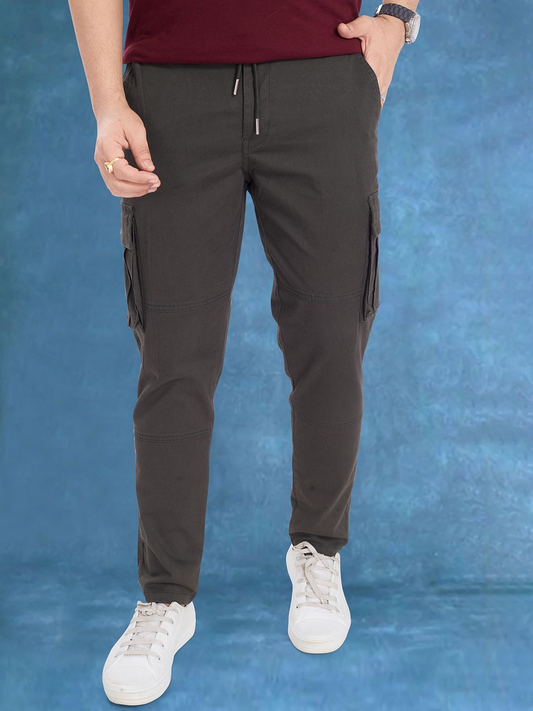 THE BEETEL HOUSE Men Relaxed Straight Leg Easy Wash Cargos Trousers-picture-33