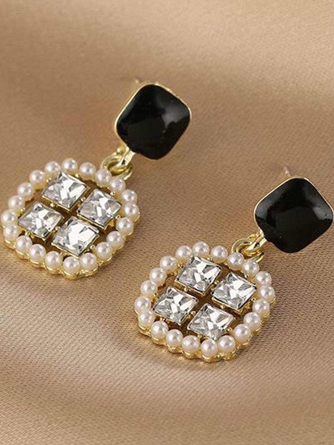 DressBerry Geometric Drop Earrings-picture-32
