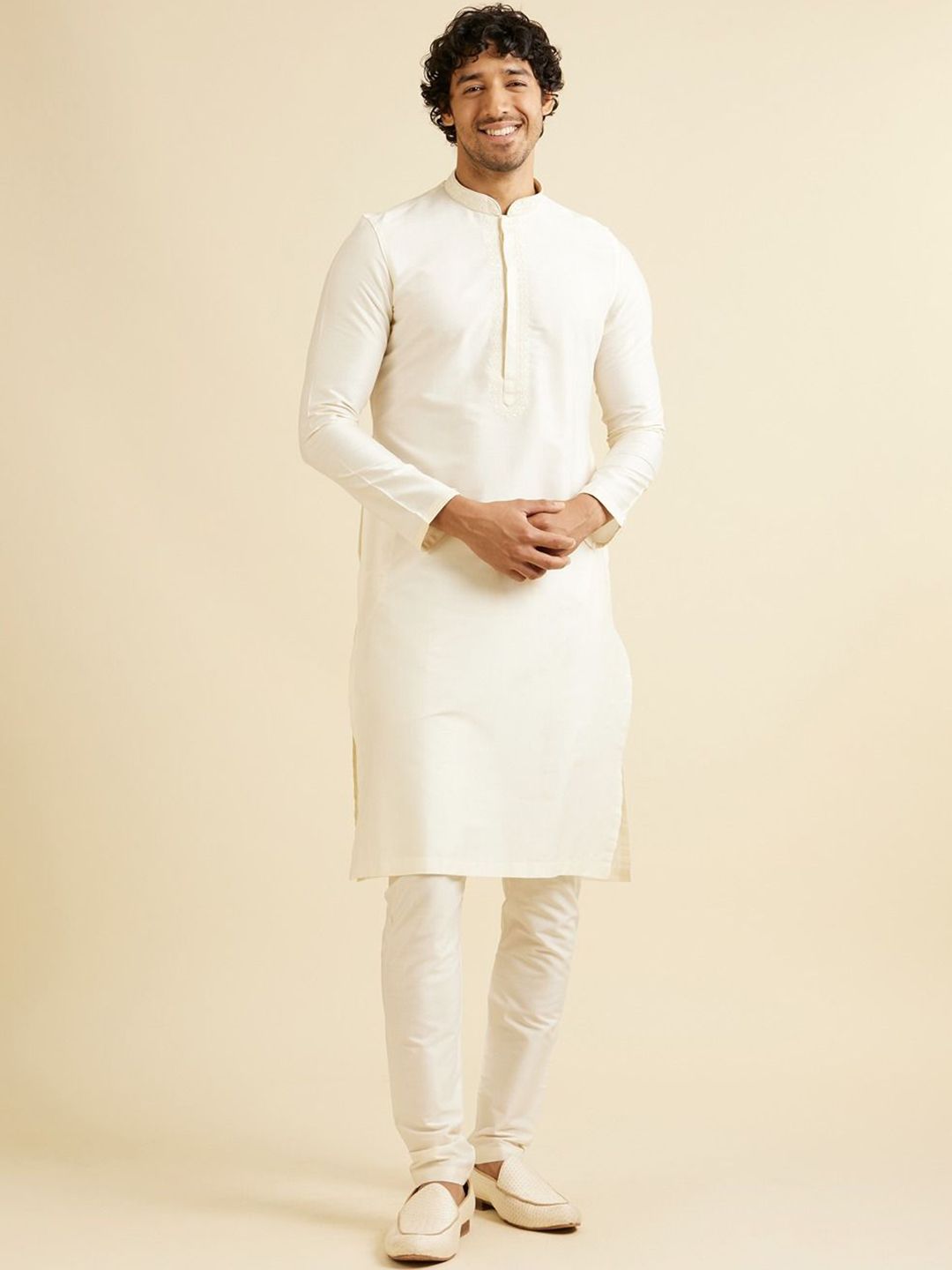 Manyavar Men Kurta Set with Neck Embroidery-picture-15