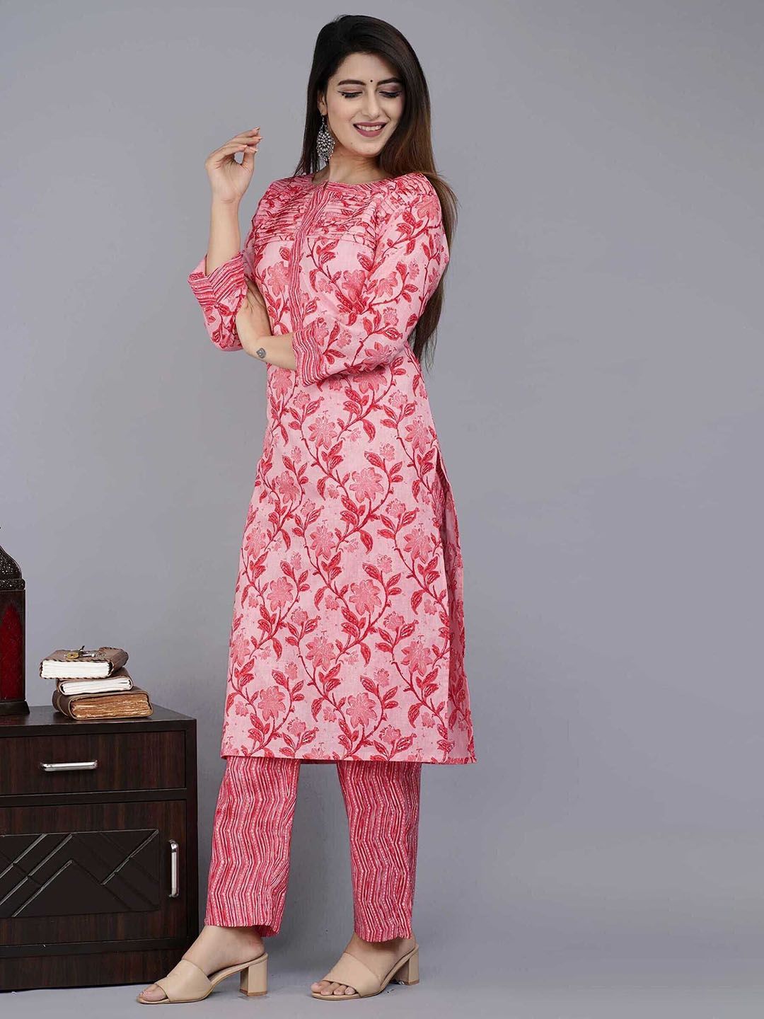 Indiwest Women Floral Printed Cotton Kurta with Trousers