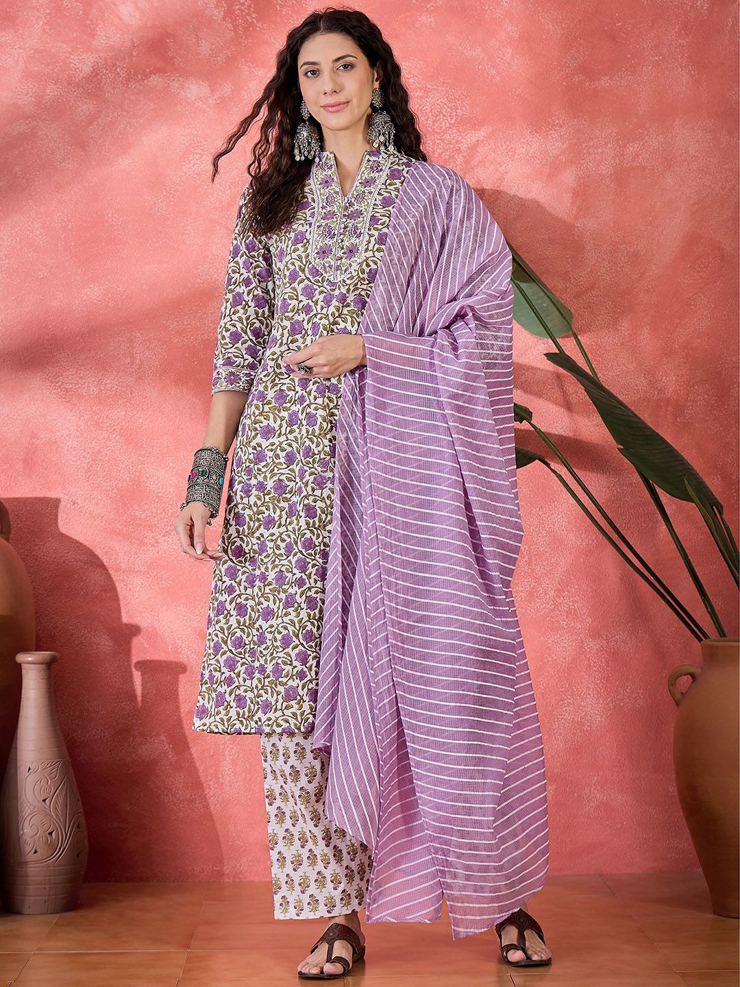 Sangria Floral Printed Regular  Pure Cotton Kurta with Trousers & With Dupatta