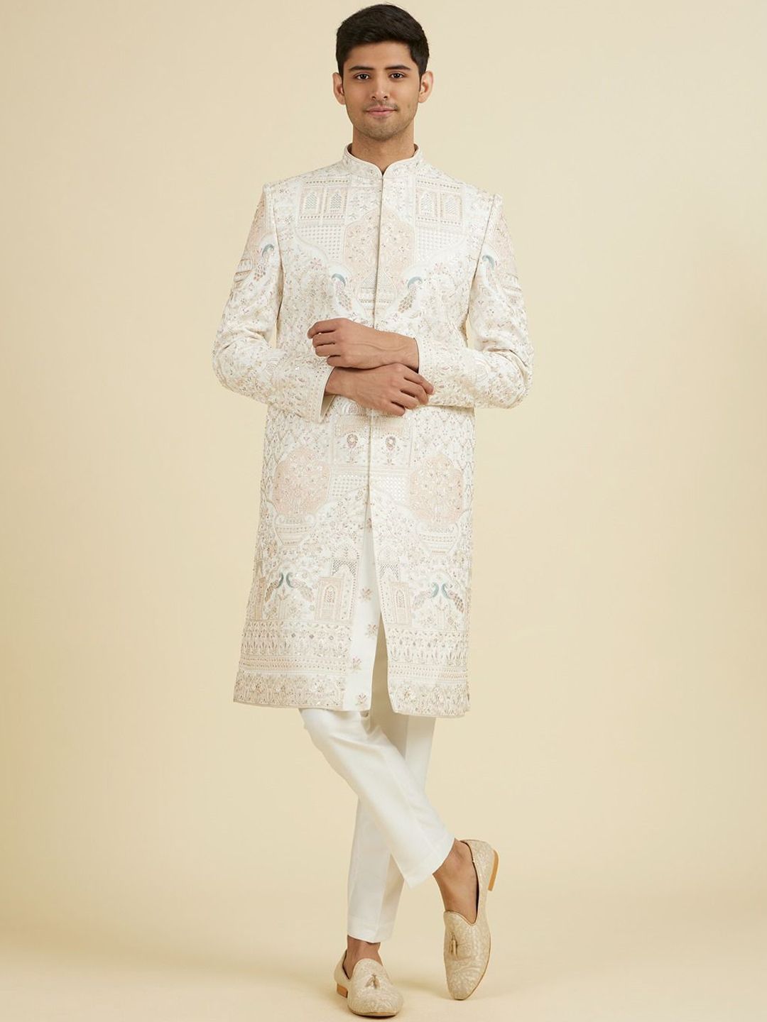 Manyavar Men Embroidered Exquisite Sherwani Set With Dupatta-picture-40