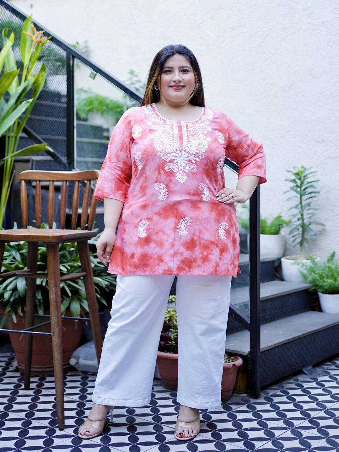 ROPADEMODA Floral Embroidered Thread Work Thread Work Kurti-picture-39