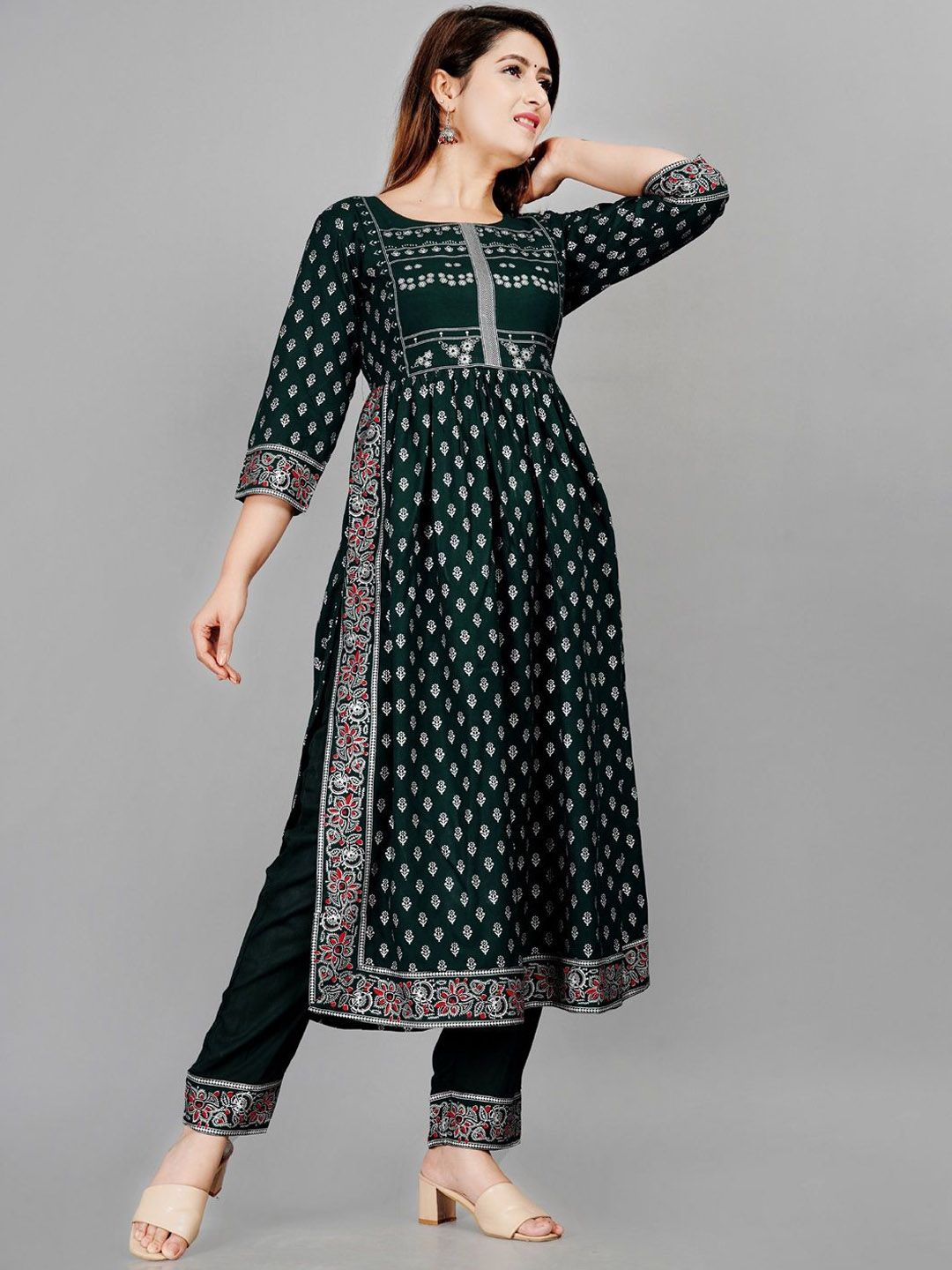 SIPET Women Floral Printed A-Line Kurta with Palazzos