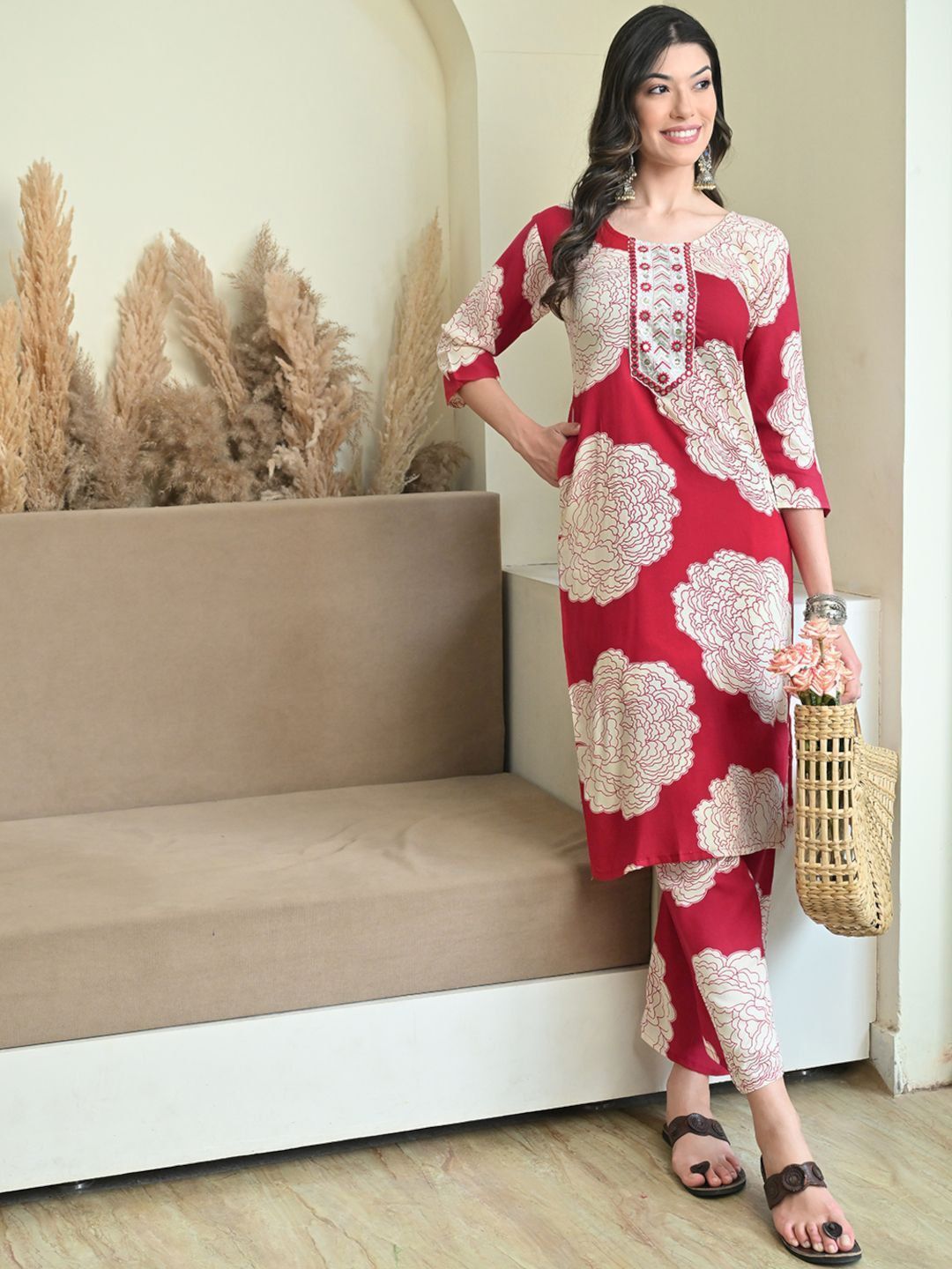 PHYSIL Women Floral Embroidered Cotton Kurta with Trousers