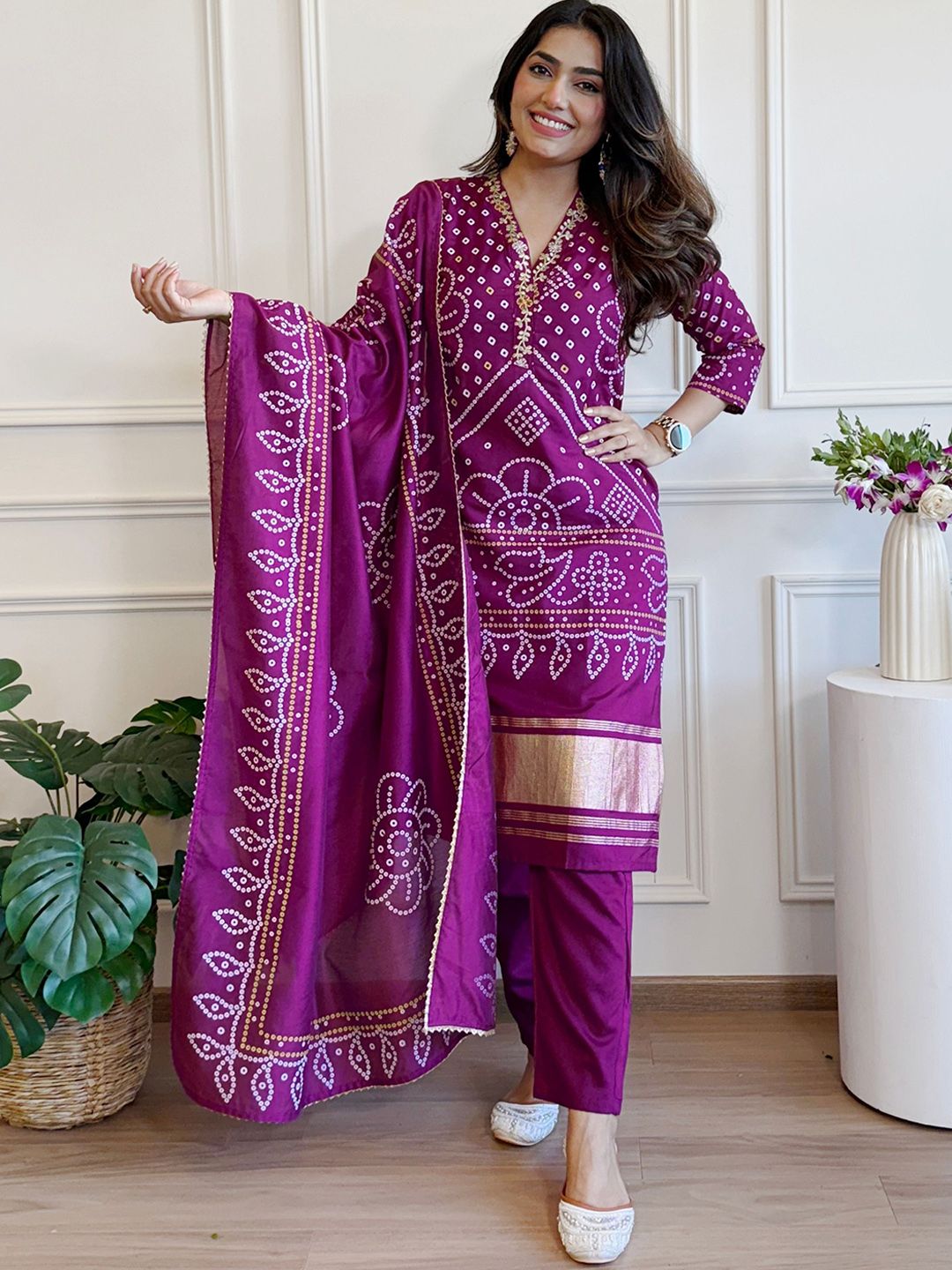 NIZA FASHION Bandhani Printed V Neck Kurta With Trousers & Dupatta