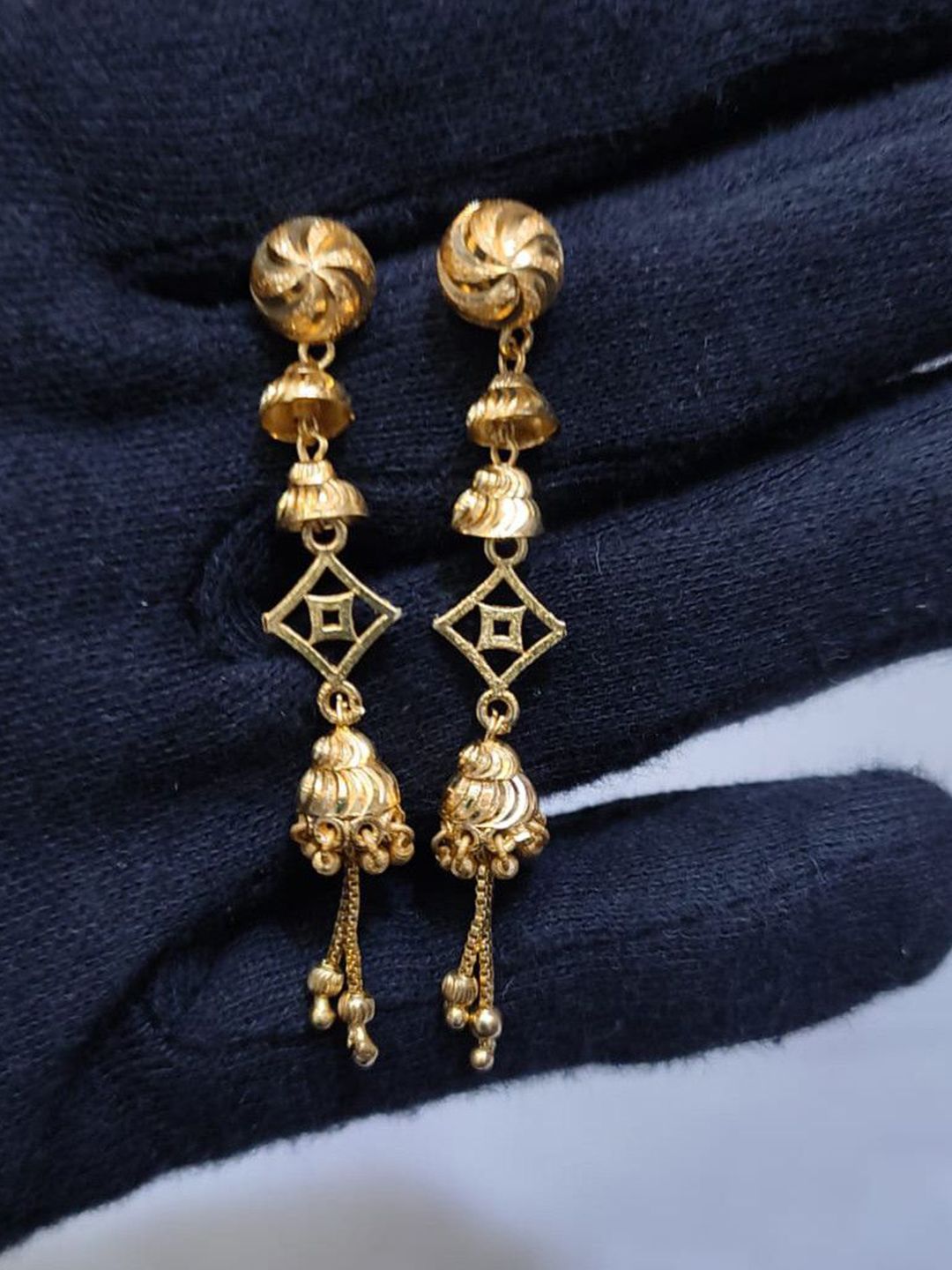 Anshenterpris 2 Gram Gold-Plated Hanging Sui Dhaga Temple Dome Shaped Jhumkas-image-16