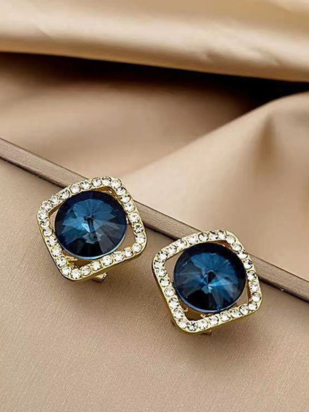 KRENOZ Gold-Plated Crystals Studded Square Stud-picture-38