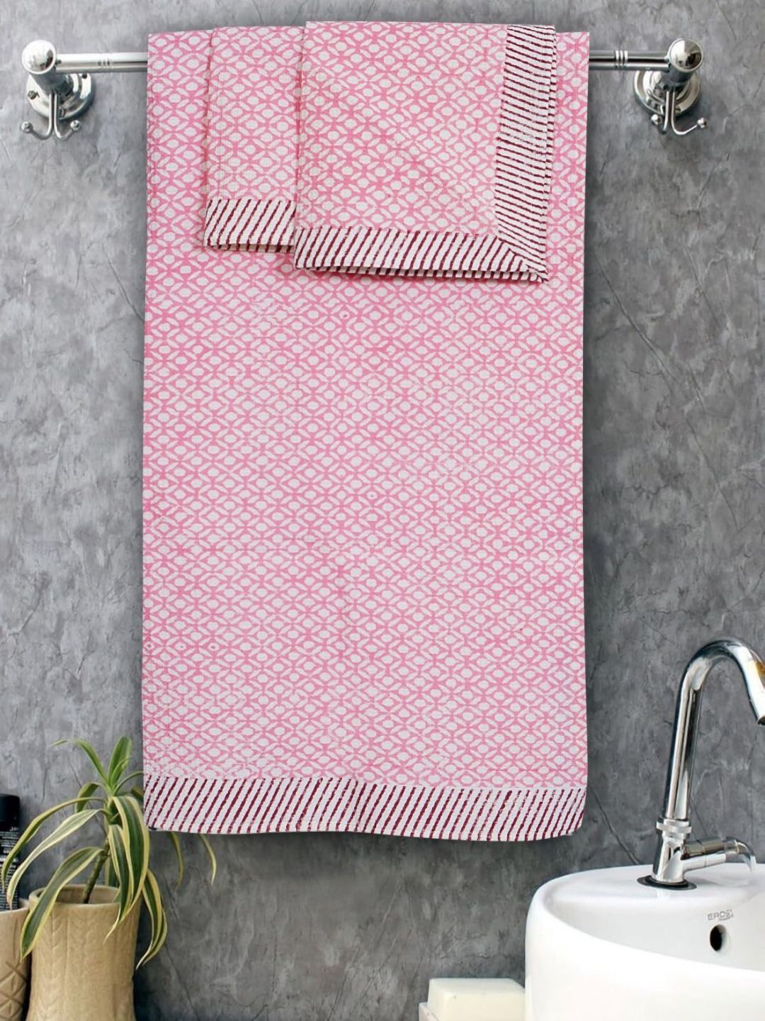 LIVING ROOTS Pink 3 Pieces Printed Cotton 350 GSM Towel Set-image-43