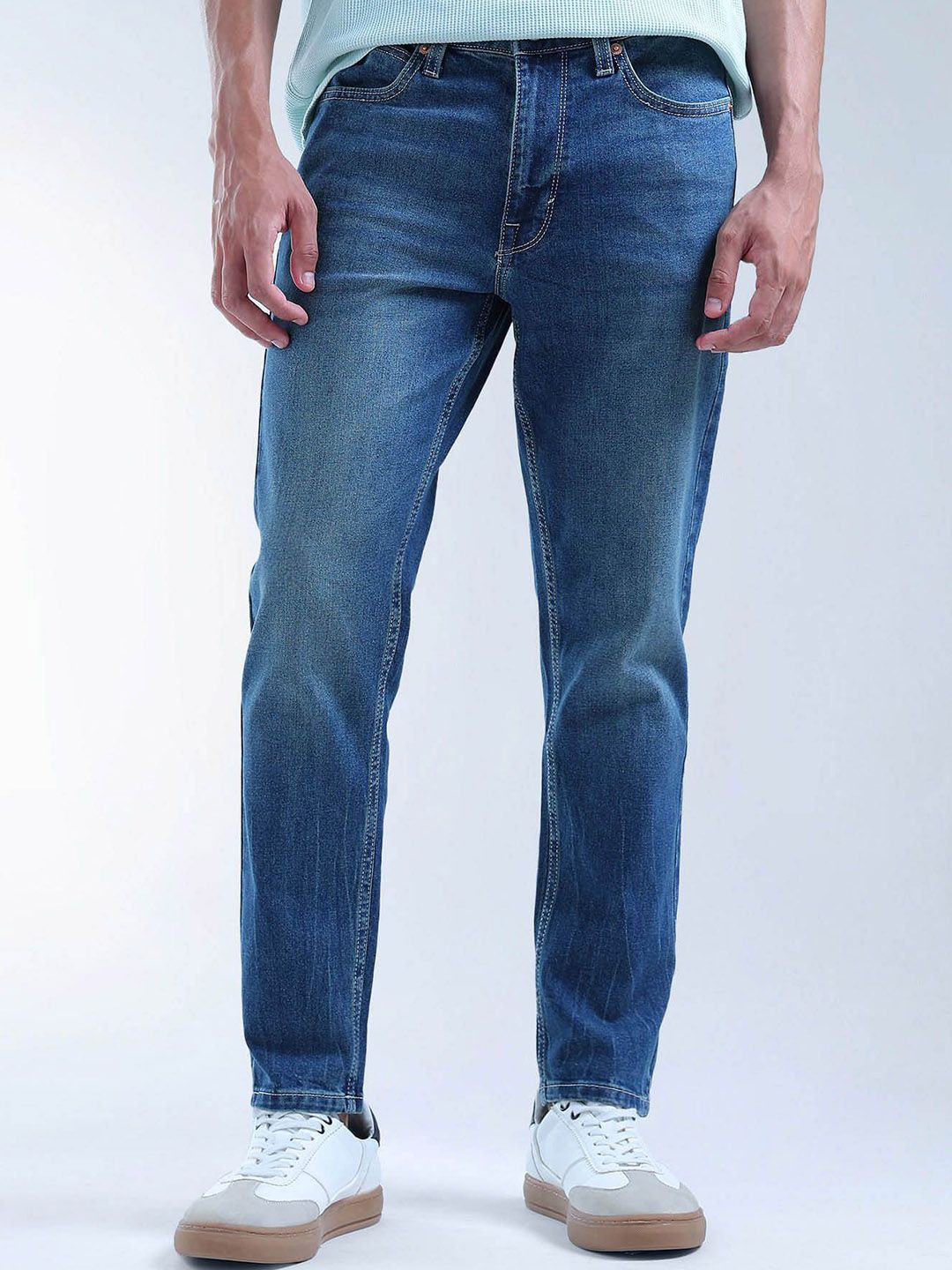 Flying Machine Men Relaxed Fit Mid-Rise Light Fade Stretchable Jeans-picture-21