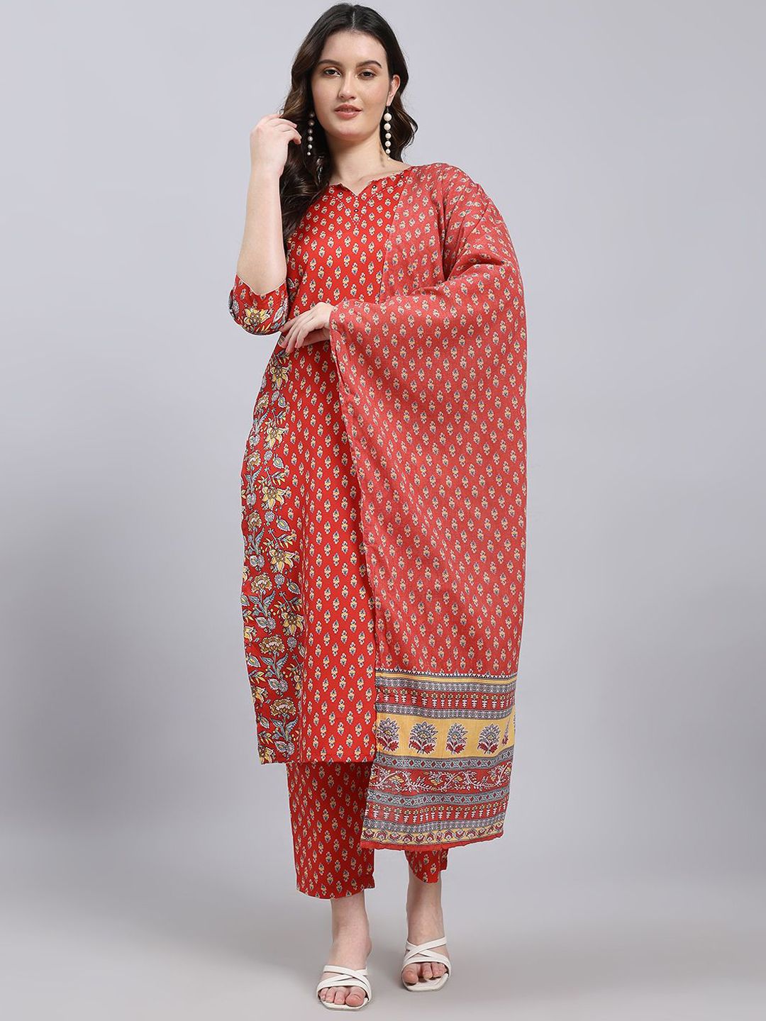 THE FAB FACTORY Floral Printed Notch Neck Mirror Work Straight Kurta Trousers & Dupatta