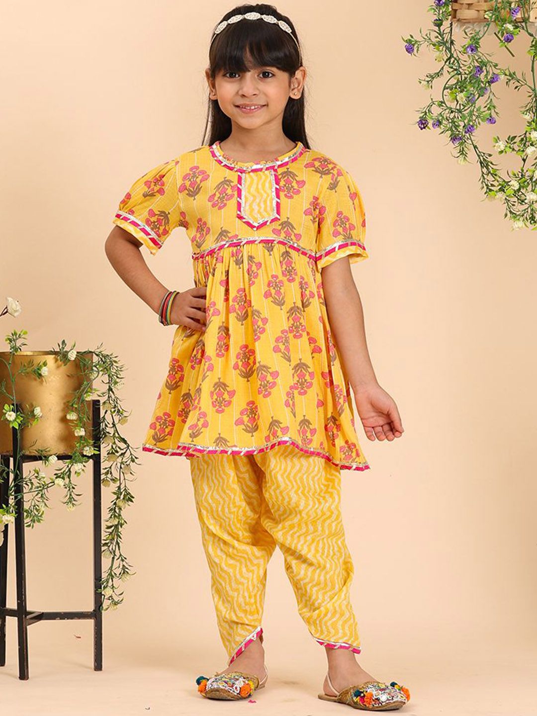 Cutiekins Girls Floral Printed Regular Gotta Patti Kurta with Dhoti Pants-picture-37