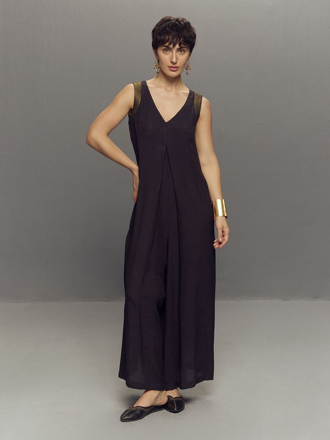 ZAITRA Women V- Neck Sleeveless Linen Basic Jumpsuit-picture-47