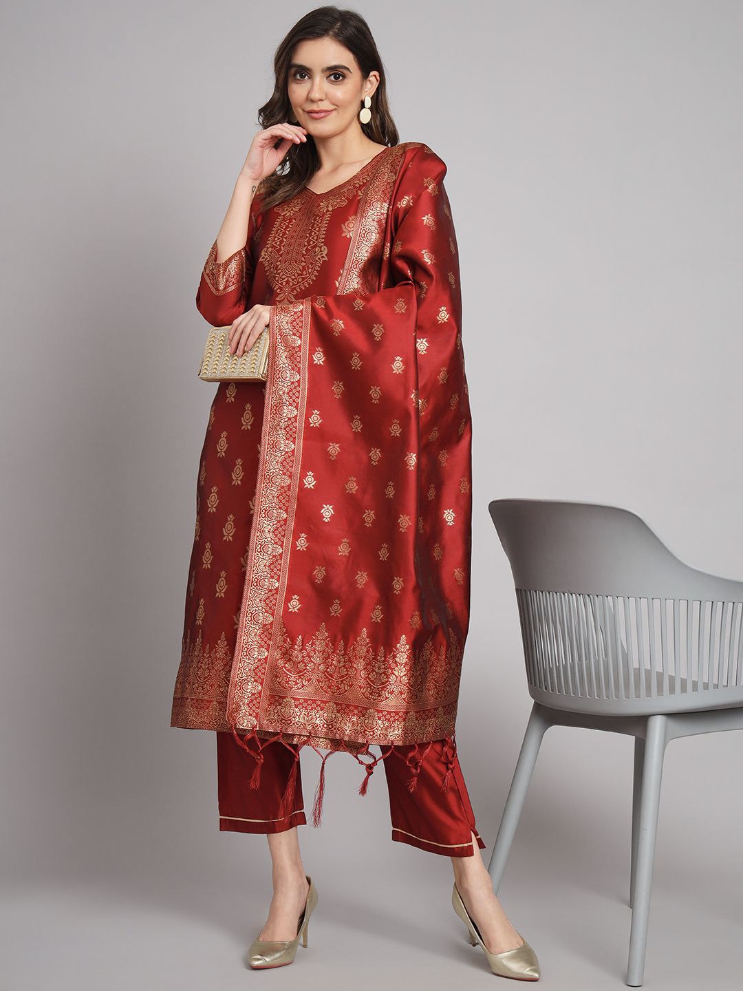 VredeVogel Ethnic Motifs Woven Design Zari Cotton Silk Kurta With Trousers & Dupatta