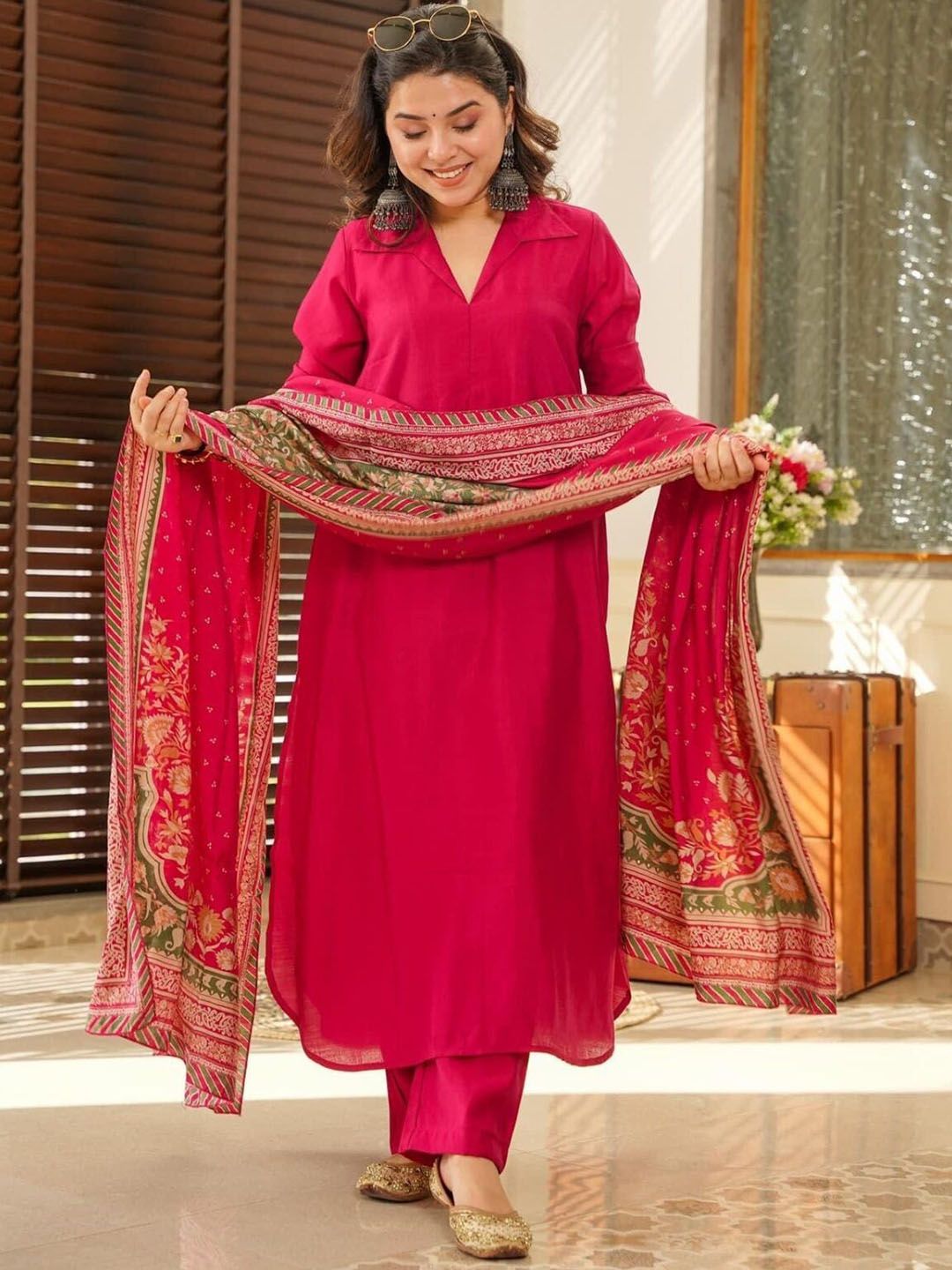 Women Solid Kurta with Trousers & Dupatta