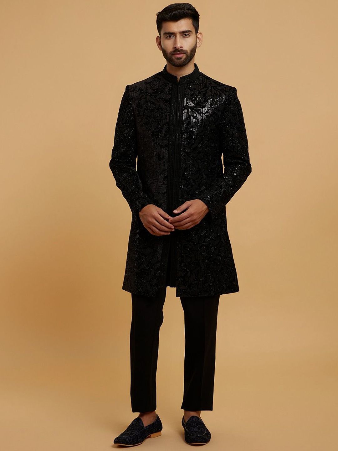 Twamev Men Embroidered Mandarin Collar Sherwani Set-picture-21