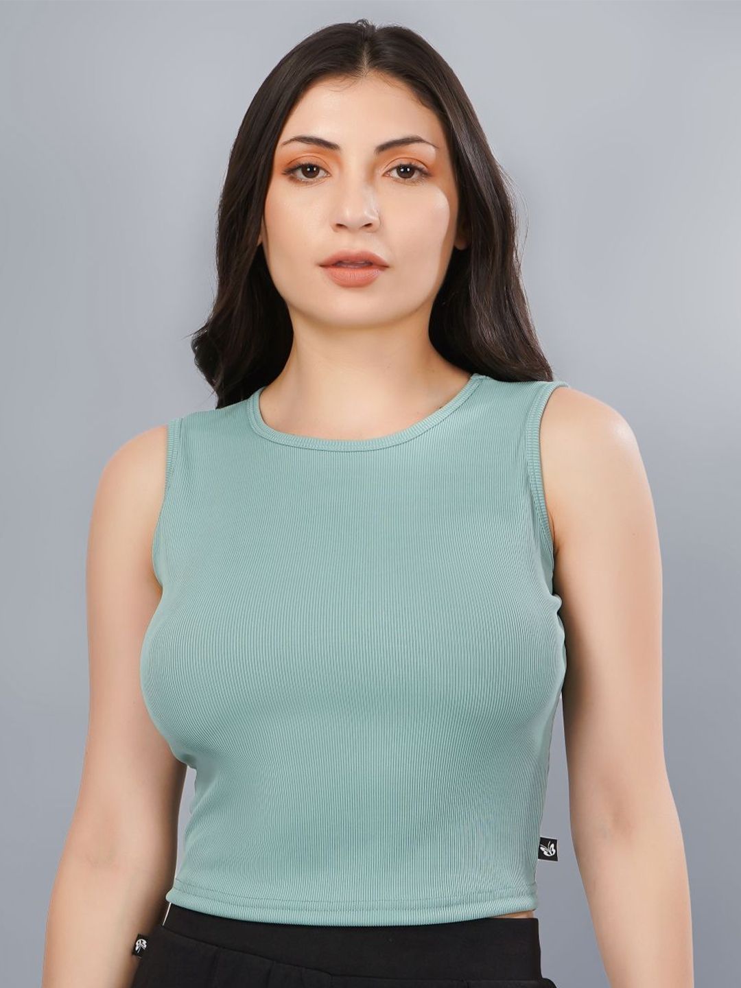 Plus Size Crop Top-picture-20