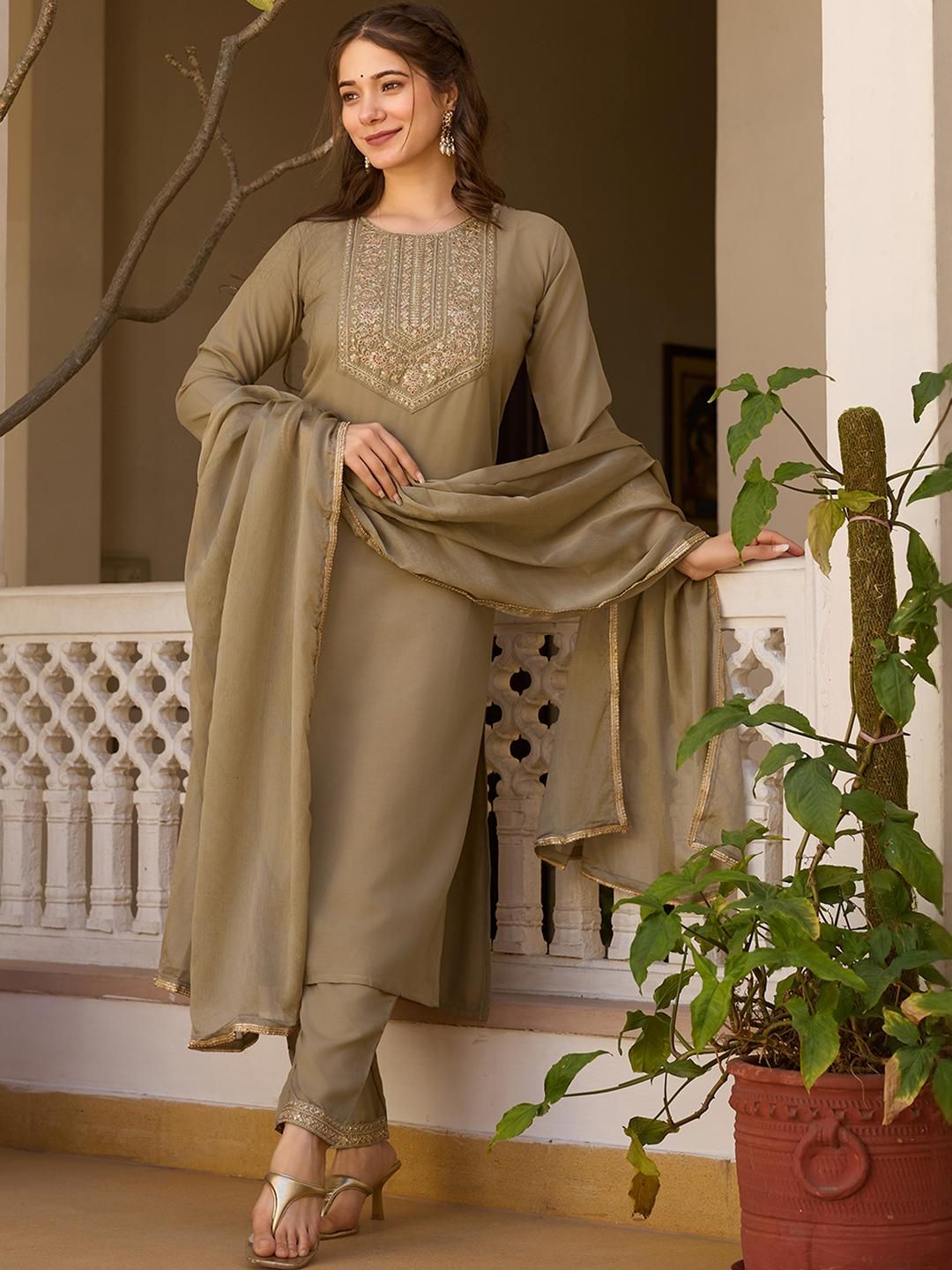 CaniBani Women Ethnic Motifs Yoke Design Regular Sequined Kurta With Trousers & Dupatta