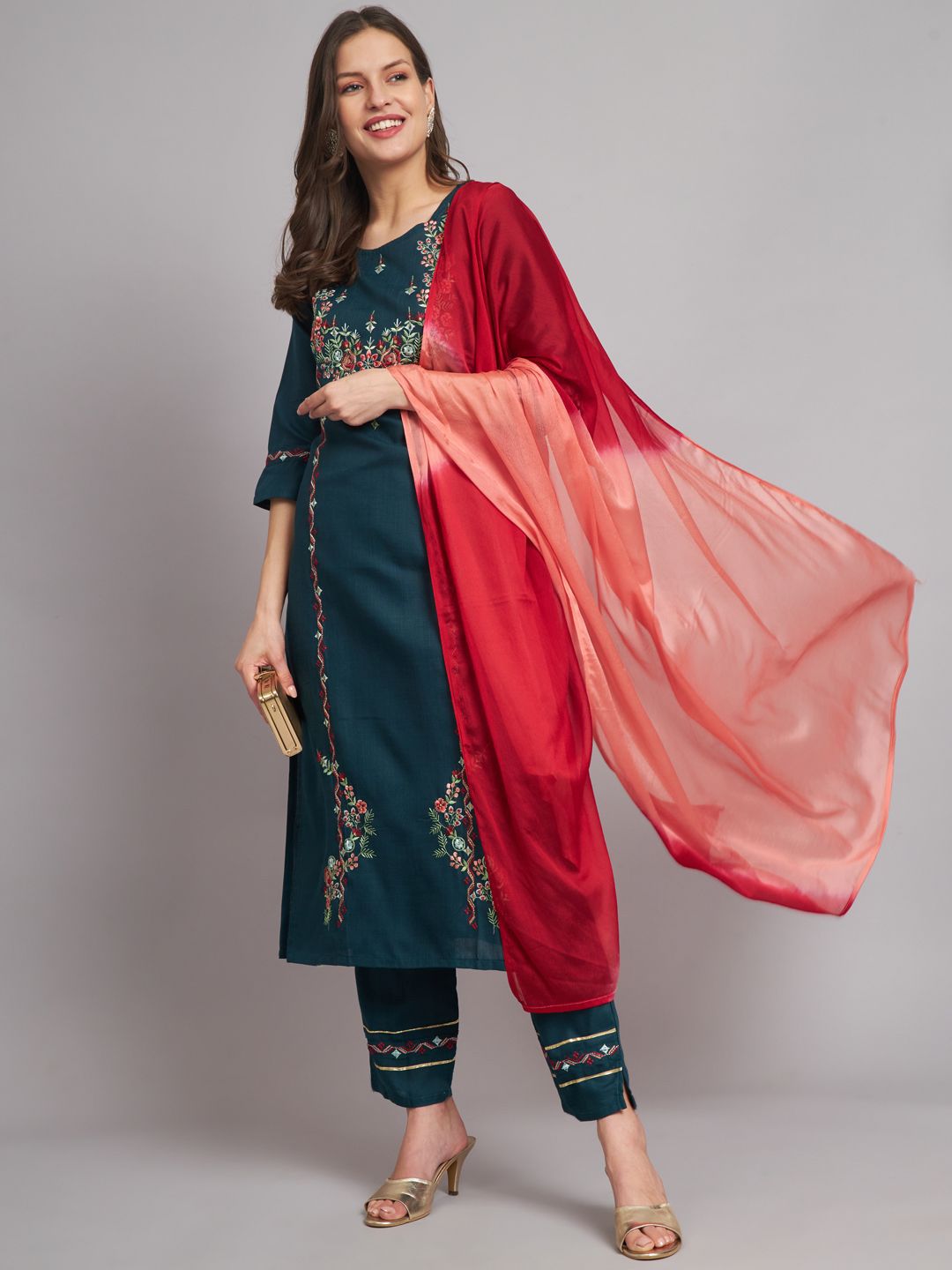 VredeVogel Women Floral Embroidered Kurta With Trousers & Dupatta