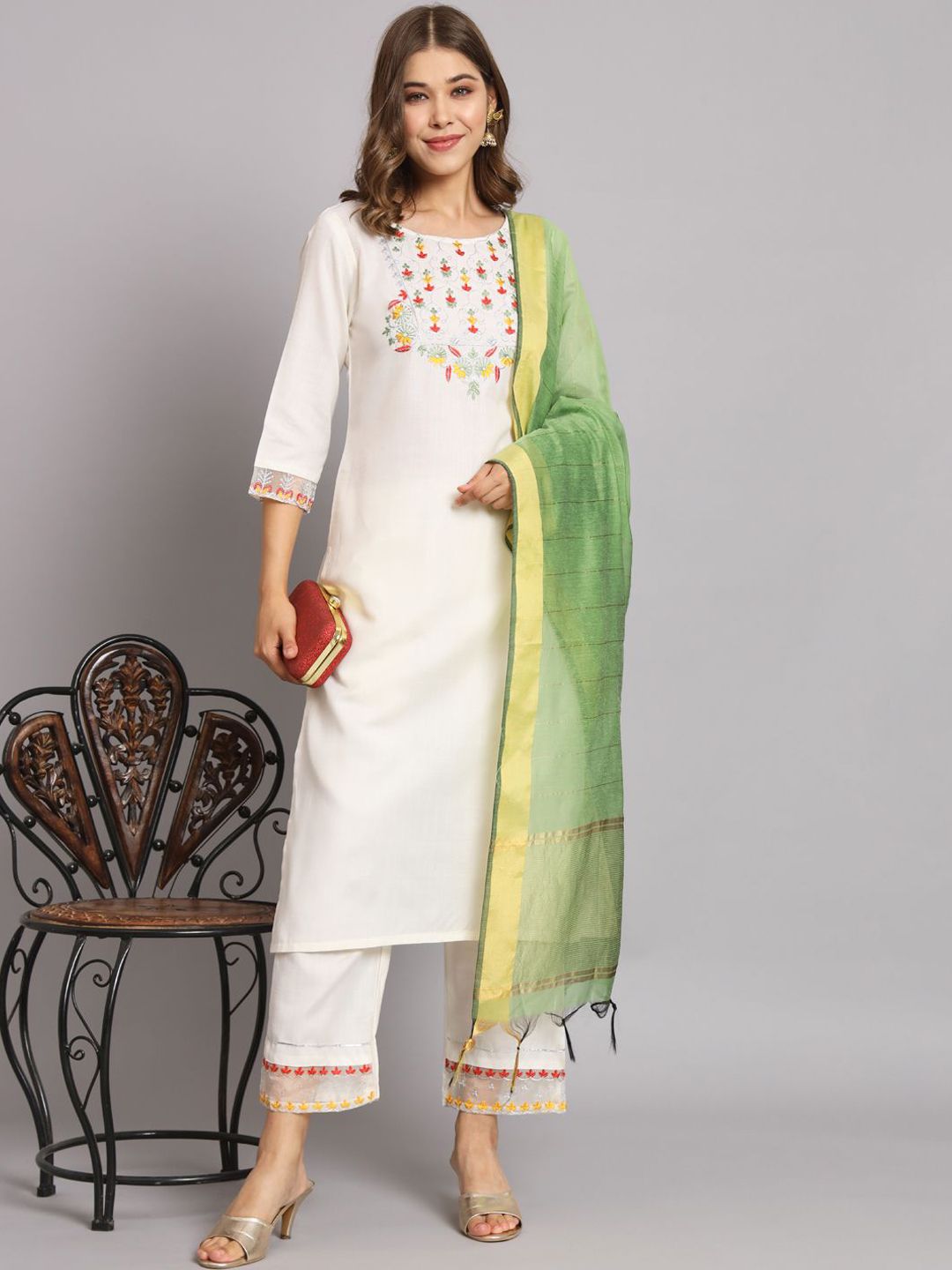 VredeVogel Women Floral Embroidered Kurta with Trousers & Dupatta