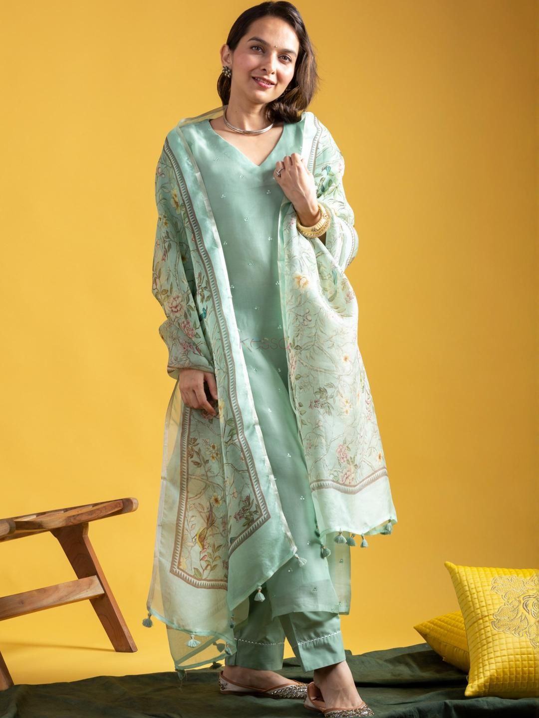 CaniBani Women Ethnic Motifs Embroidered Regular Kurta with Trousers & With Dupatta