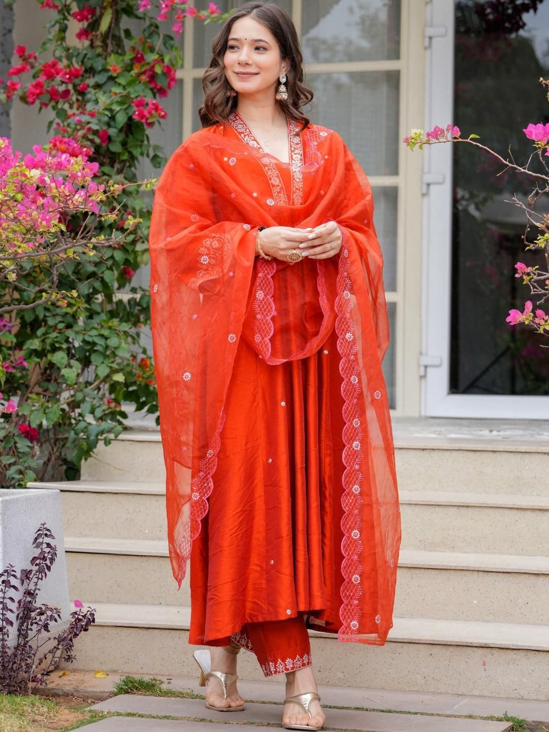 CaniBani Women Embroidered Anarkali Kurta Set