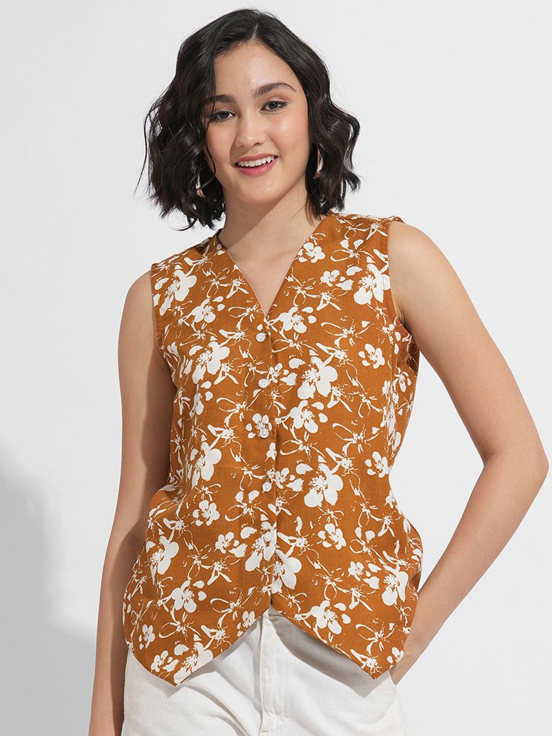 Fashfun Women Printed V-Neck Sleeveless Waistcoat-picture-45
