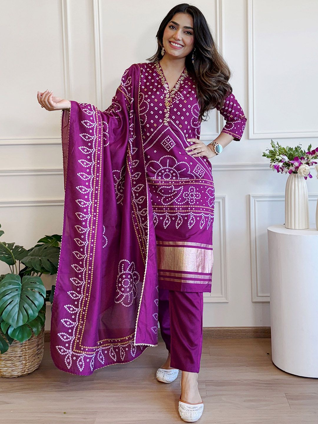 KALINI Women Bandhani Printed Kurta with Trousers & Dupatta
