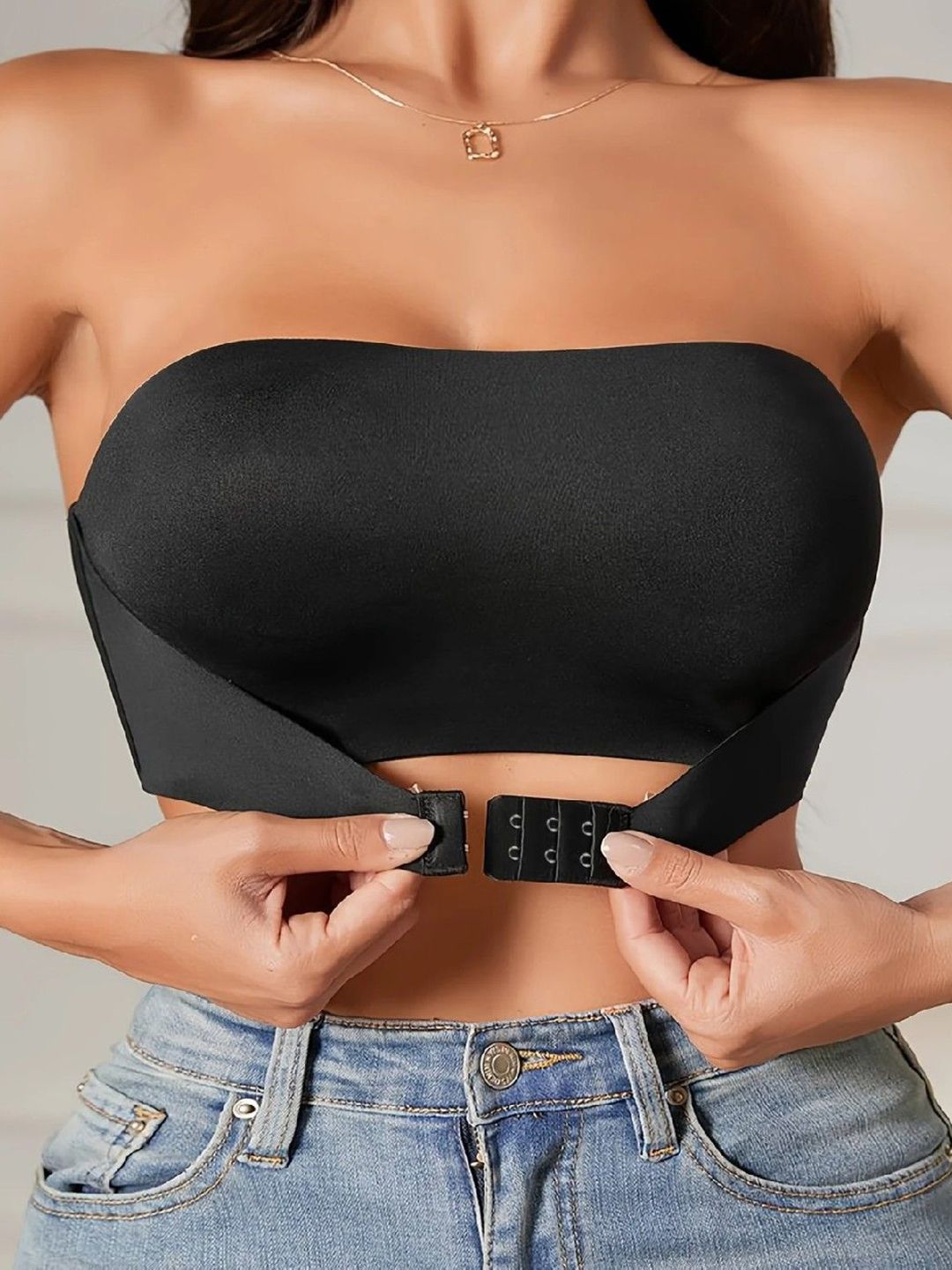Poftik Women Strapless Bandeau Full Coverage Non Padded Bra