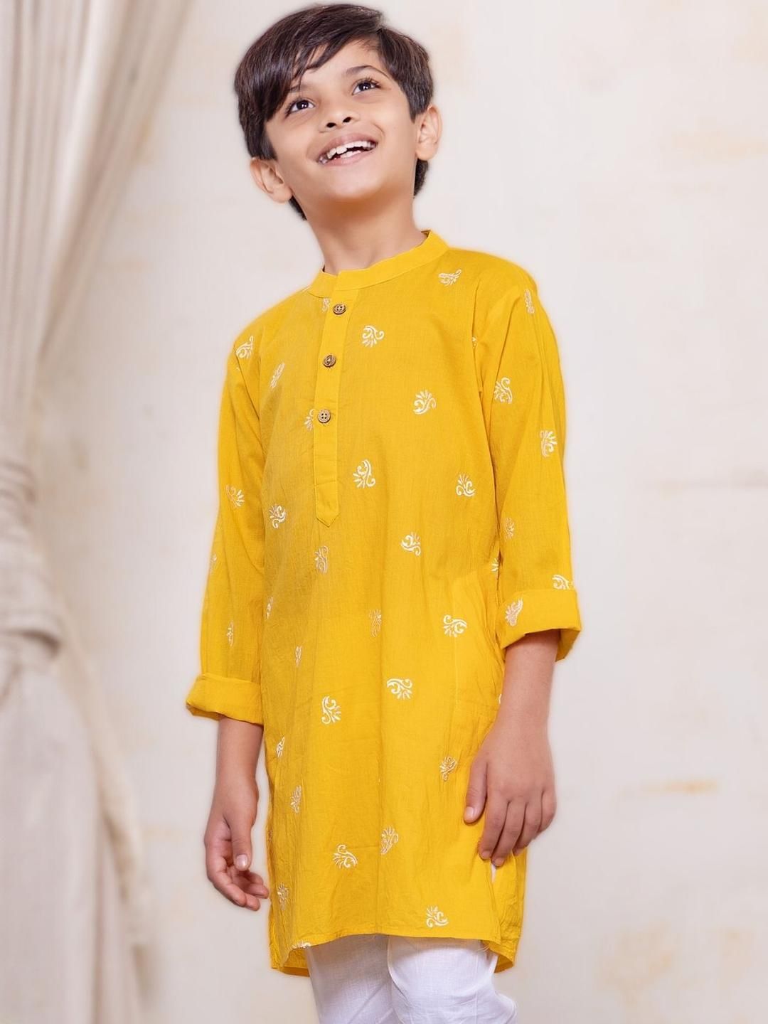 Tura Turi Boys Embroidered Pure Cotton Kurta Sets-picture-15