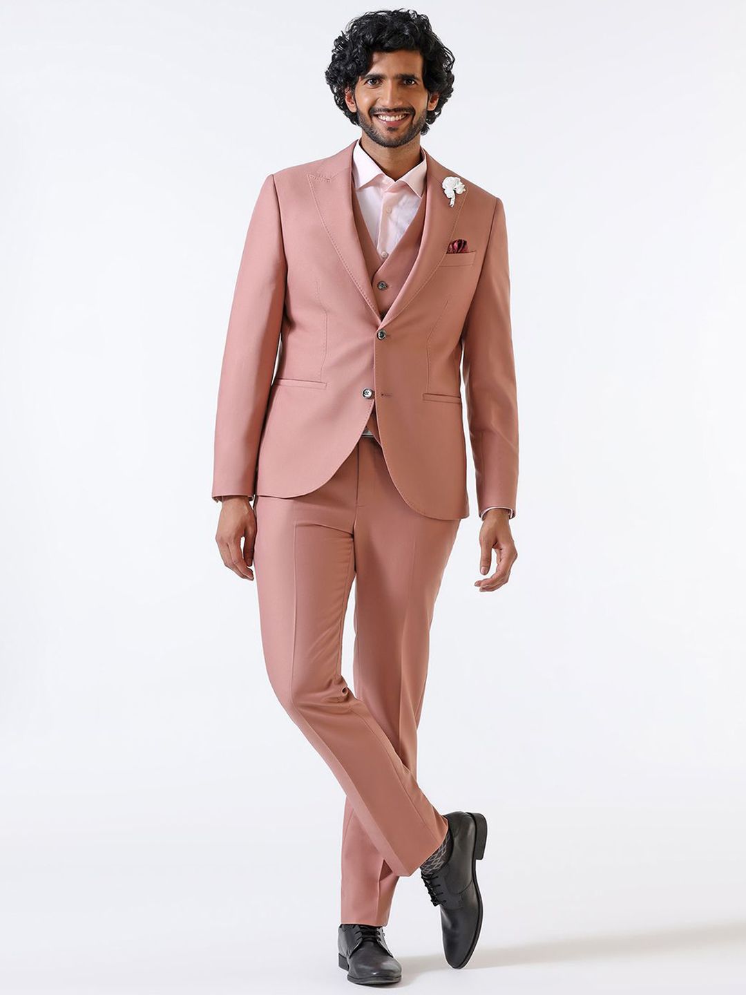 Blackberrys Notched Lapel Single Breasted 5-Piece Blazer and Waistcoat with Trousers-picture-28
