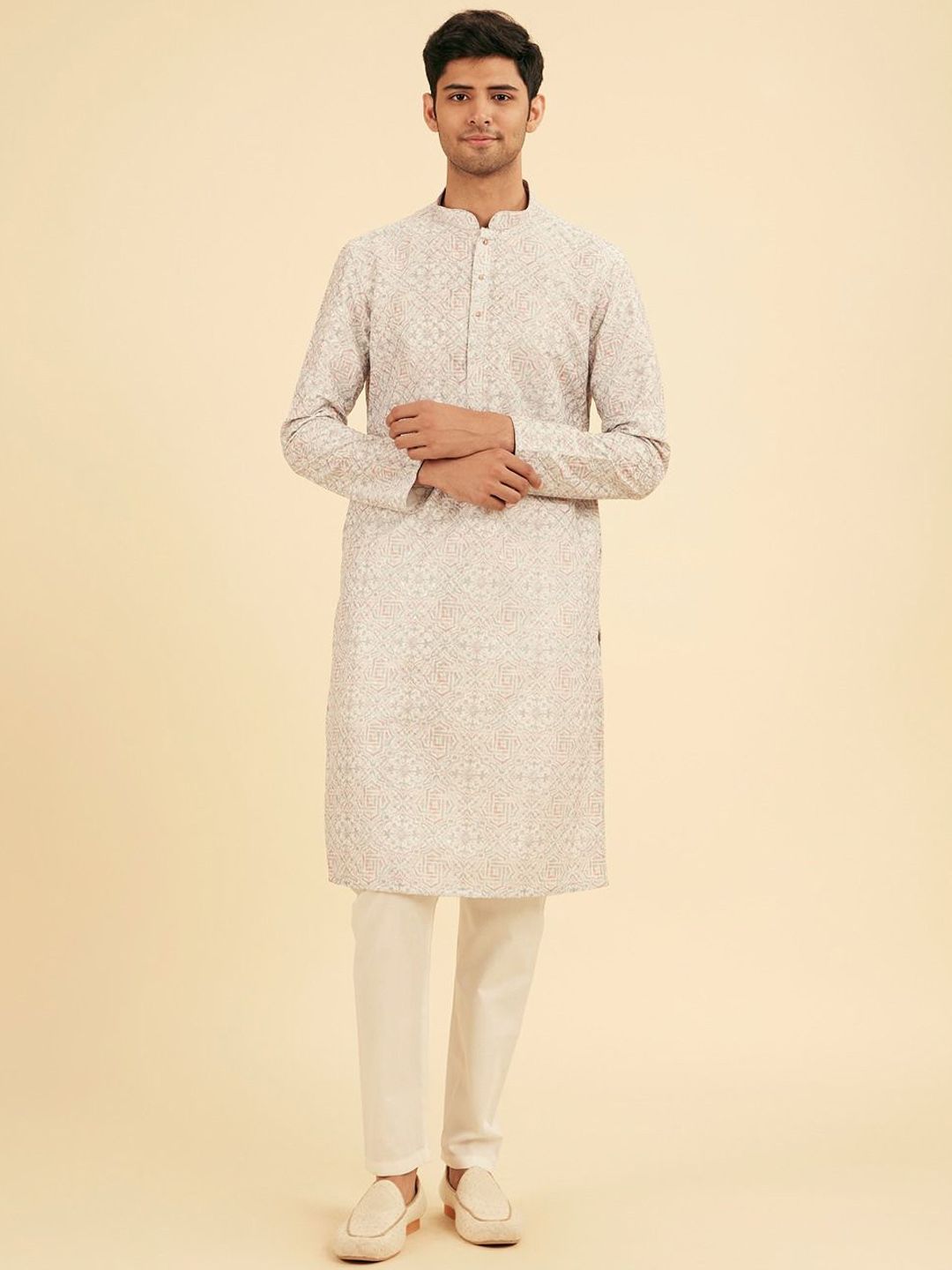 Manyavar Floral Embroidered Mandarin Collar Thread Work Straight Kurta With Trouser-picture-32