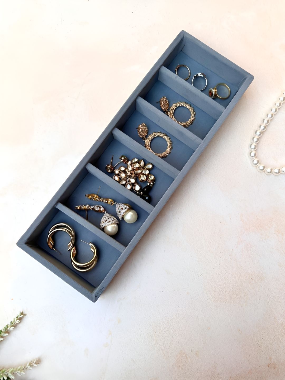 La Trove Grey Set of 1 Reusable Jewellery Organiser Organisers-image-26