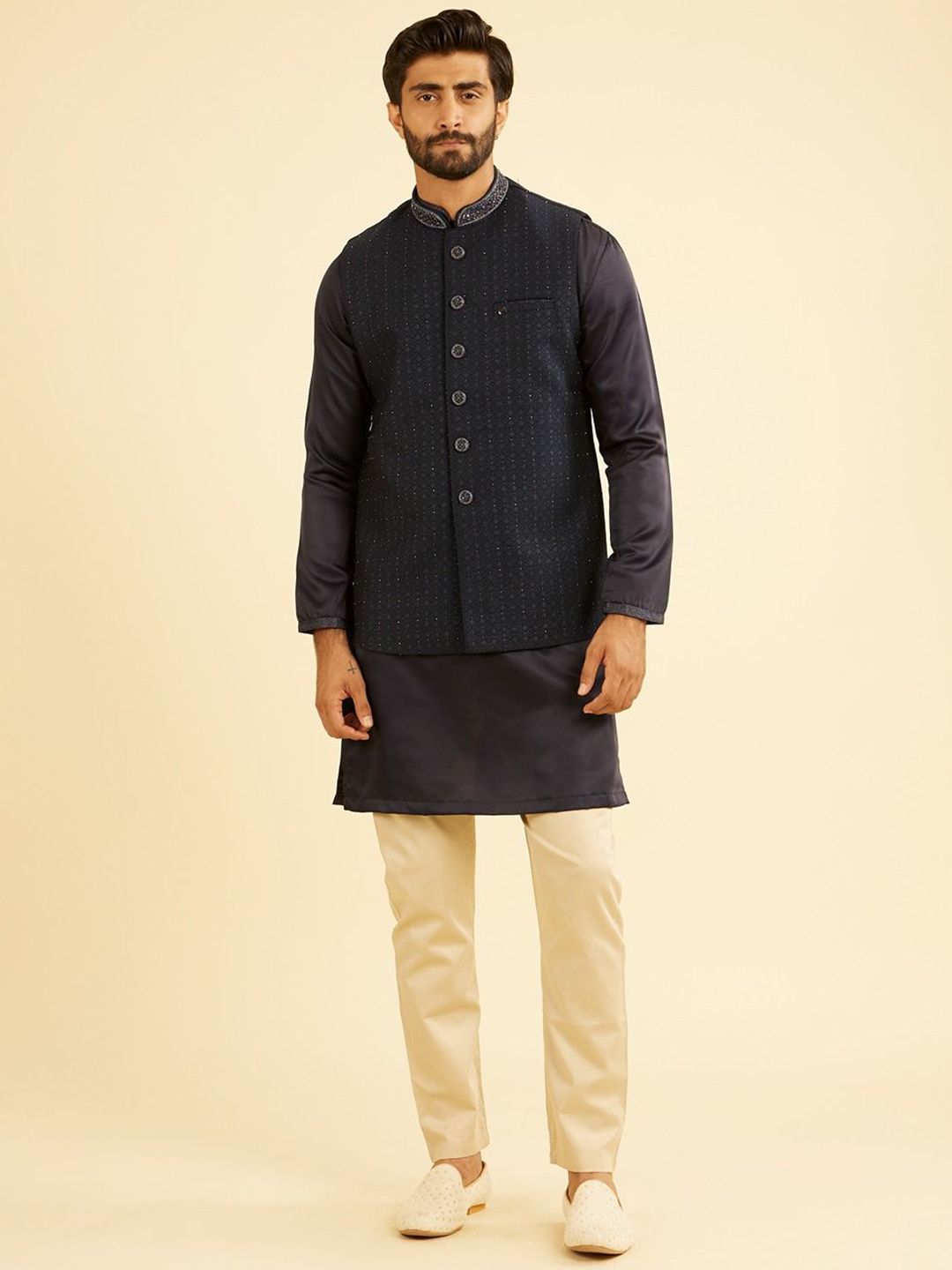 Manyavar Men Embroidered Nehru Jacket With Pocket Square-picture-22