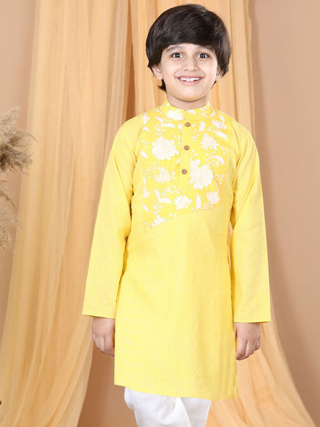 Sangria Boys Floral Printed Mandarin Collar Pure Cotton Straight Kurta-picture-21