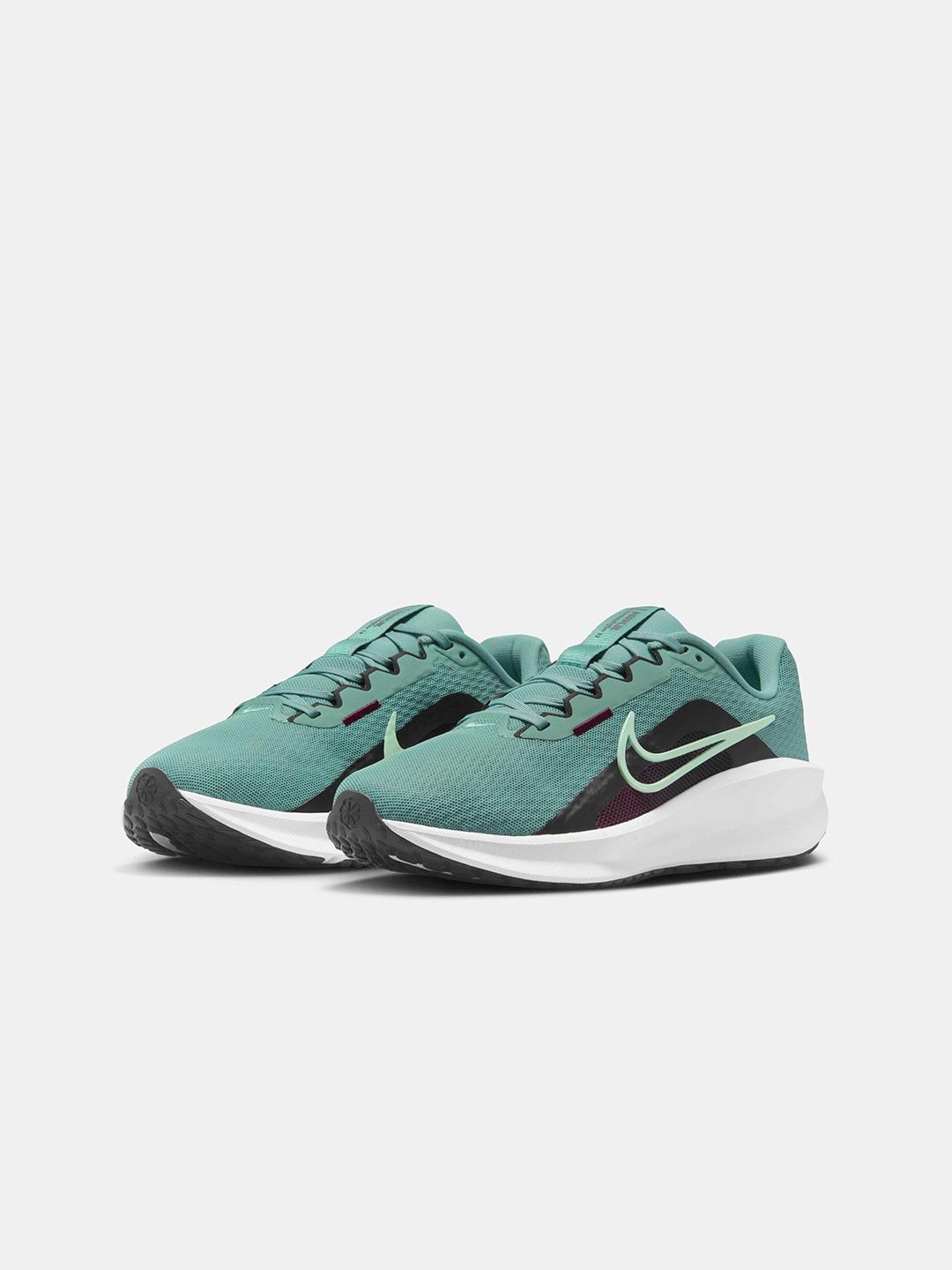 Nike Women Downshifter 13 Running Shoes