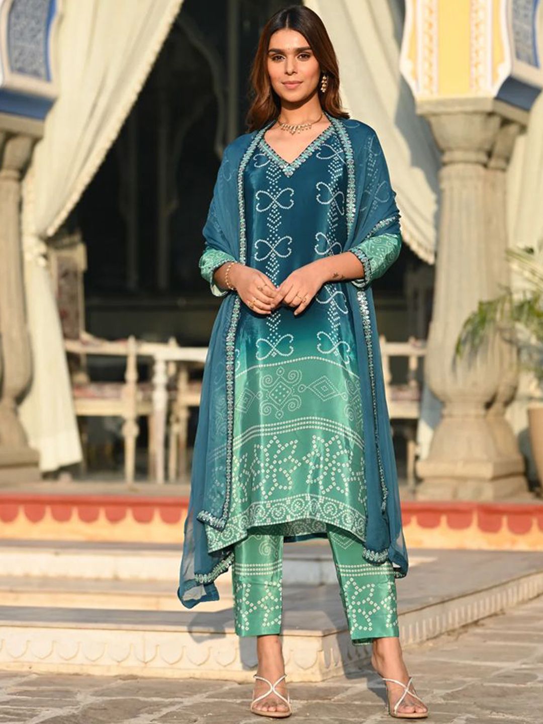 PEENGAX Bandhani Embroidered V-Neck Straight Kurta With Trousers And Dupatta