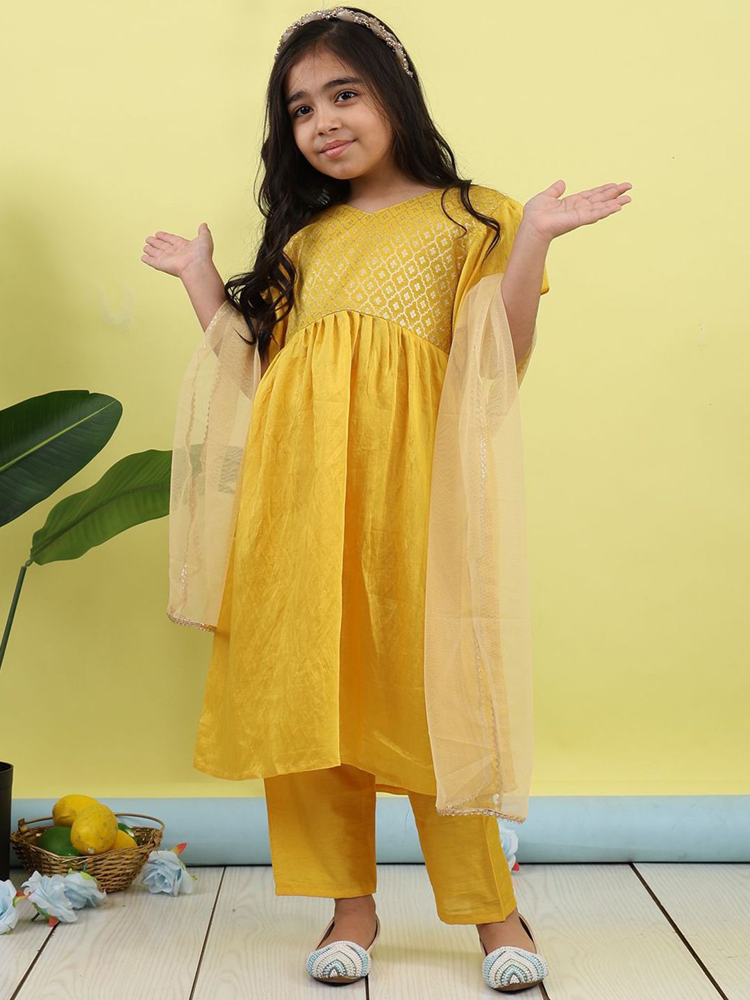 Here&Now X Kinder Kids Girls Floral Printed Regular Pure Cotton Kurti with Trousers & With Dupatta-picture-50