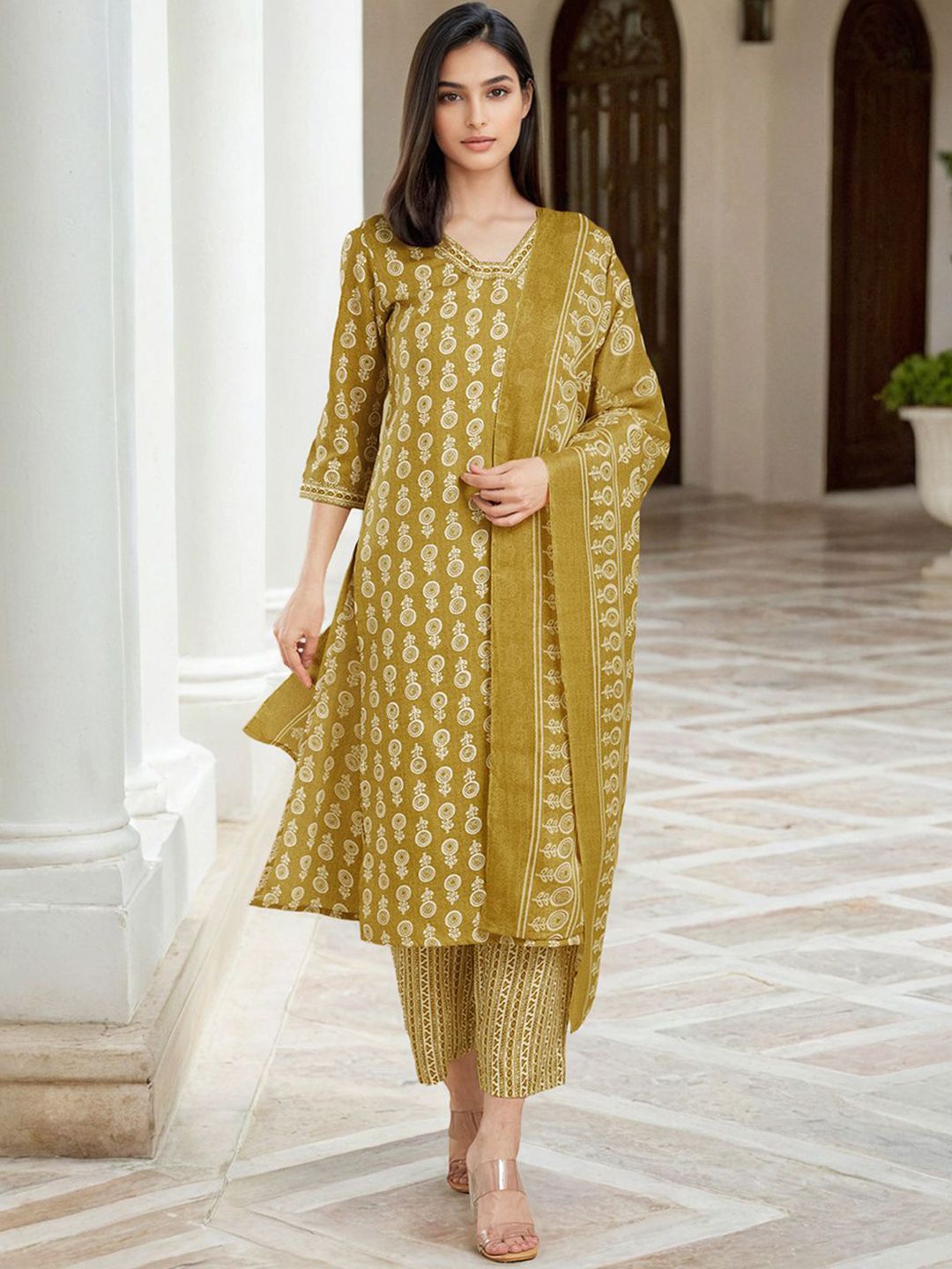 SANISA Floral Printed Square Neck Straight Kurta With Trouser And Dupatta