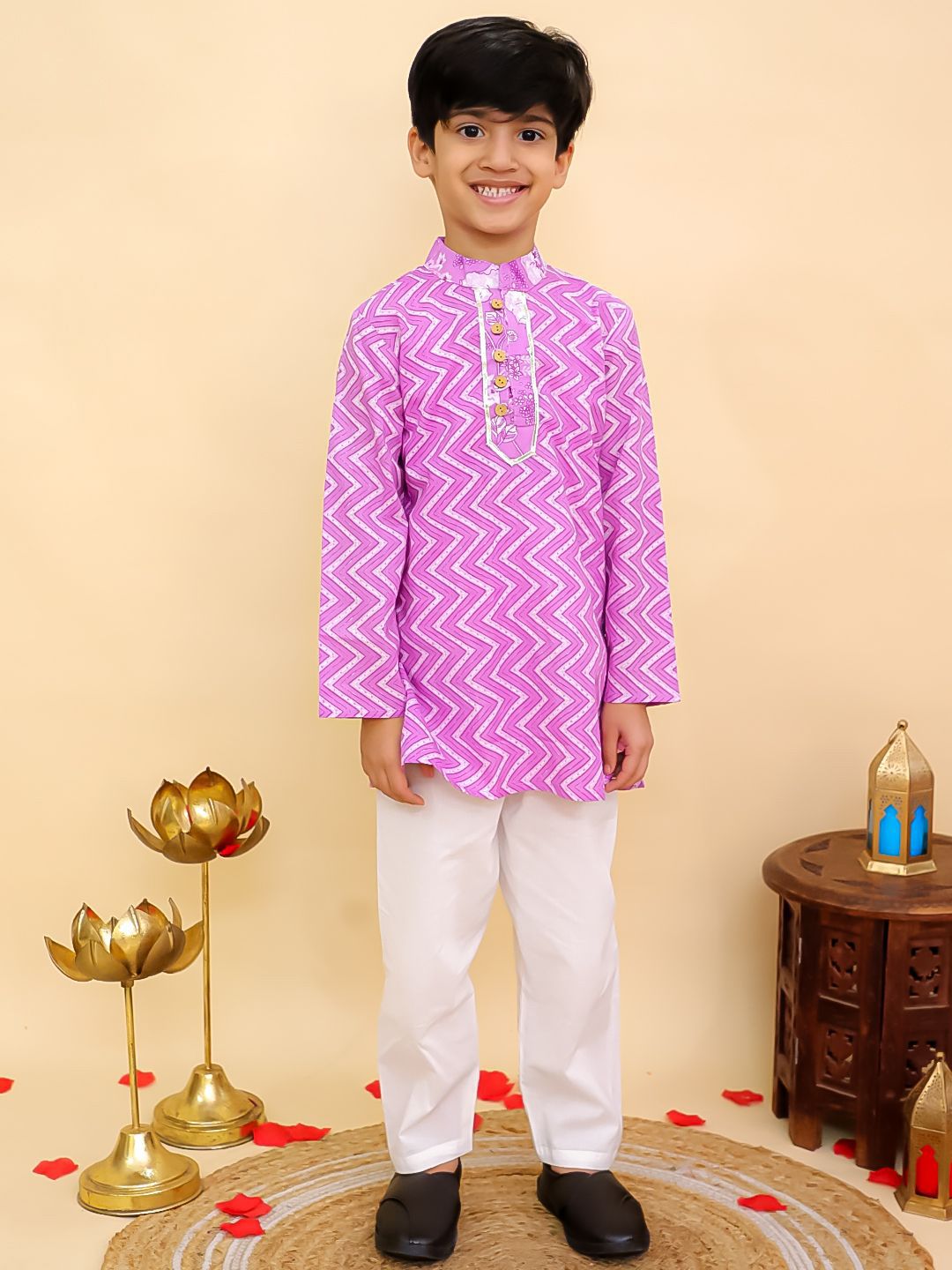 Aj DEZInES Boys Chevron Printed Pure Cotton Kurta With Pyjamas-picture-46